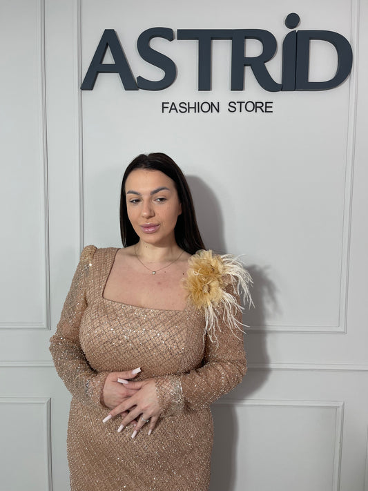 Rochie Sabrina midi cu mânecă lungă aplicații paiete și floare pe umăr