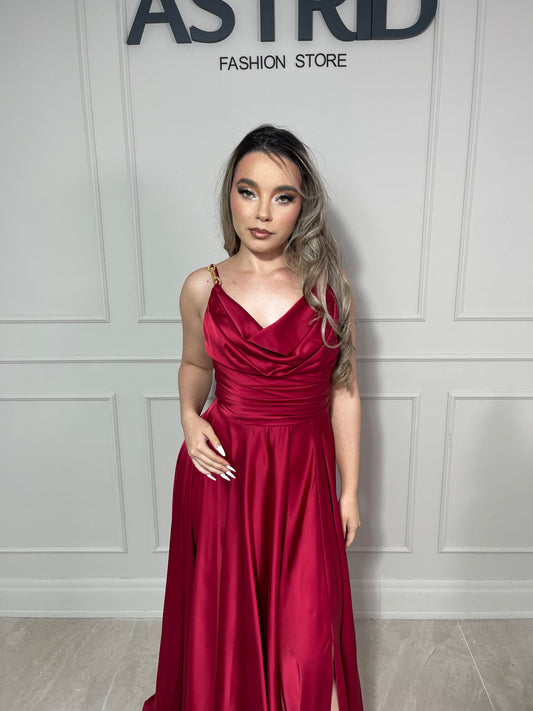 Rochie Olga lungă din satin bretele aurii și bust căzut