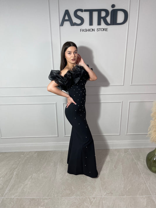 Rochie Bella lungă cu mânecă bufantă și aplicații perle