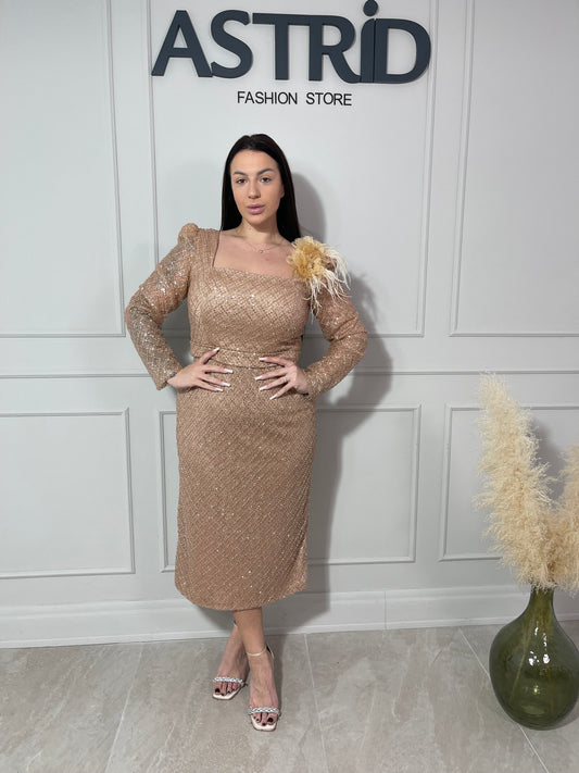 Rochie Sabrina midi cu mânecă lungă aplicații paiete și floare pe umăr