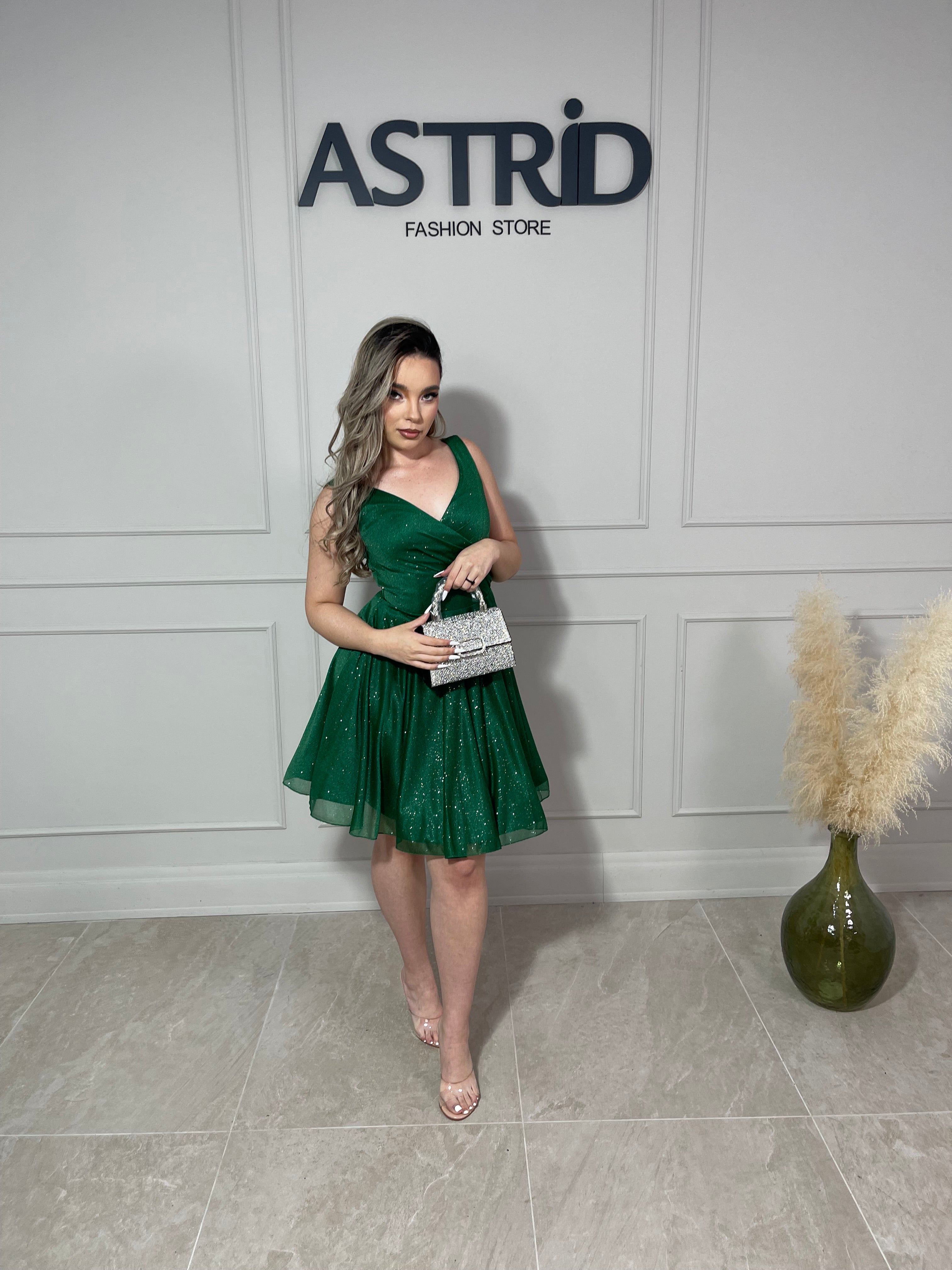 Rochie Mayra scurtă în cloș cu inserții sclipici