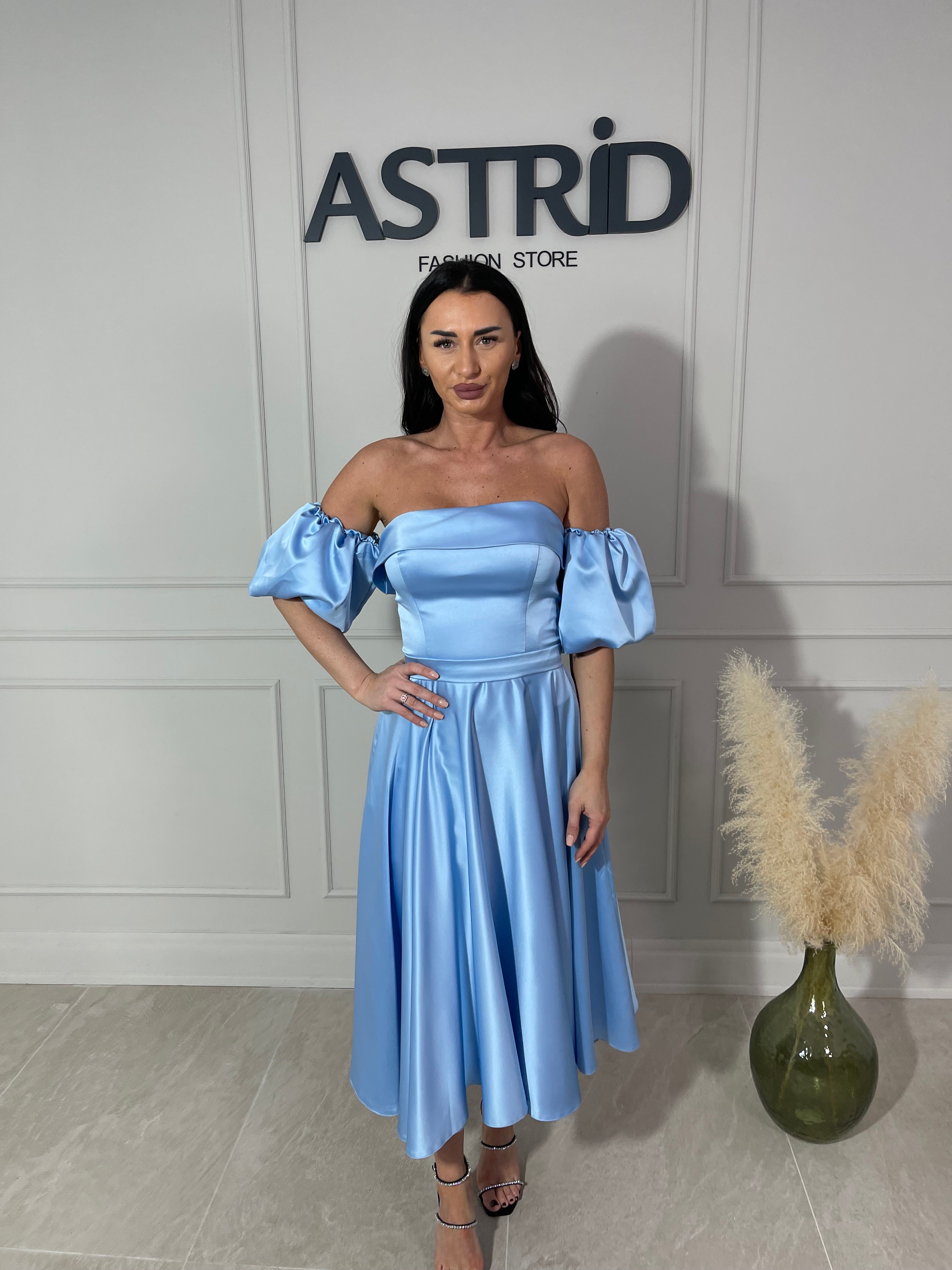 Rochie Florina midi cu corset și mânecă bufantă