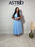 Rochie More midi plisată din tiul curea în talie și volanase la umeri
