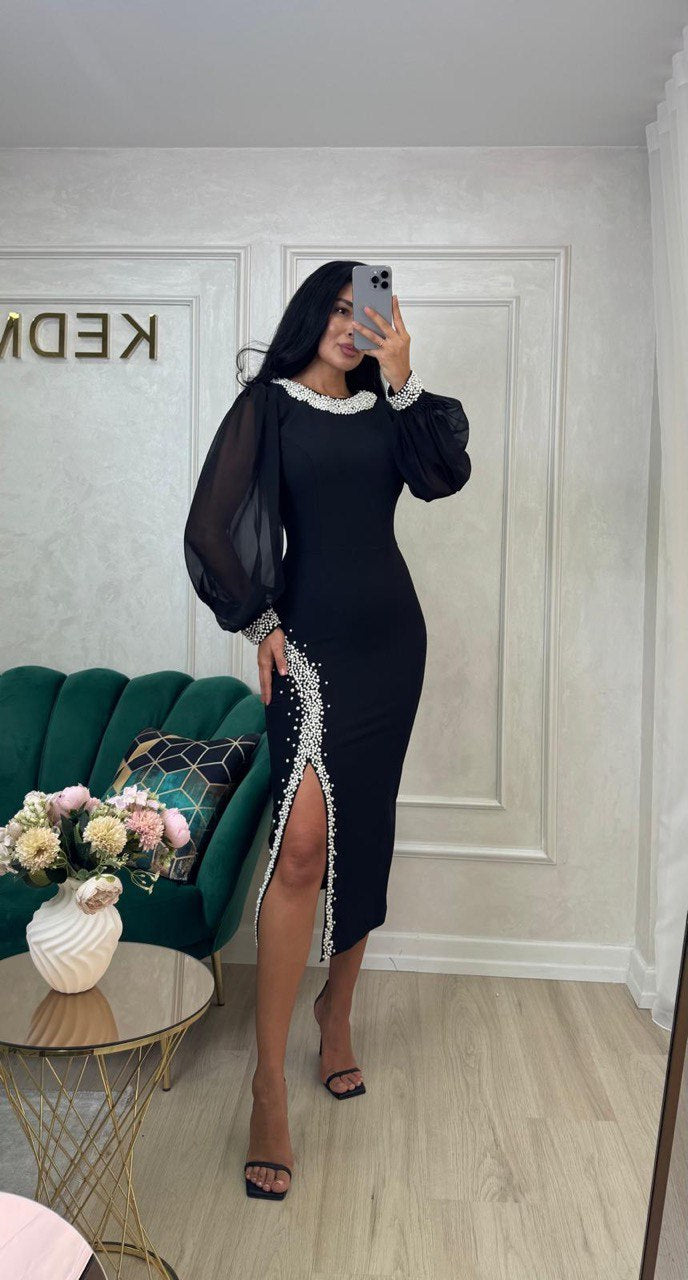 Rochie Nancy midi cu aplicatii perle albe si maneci lungi din voal