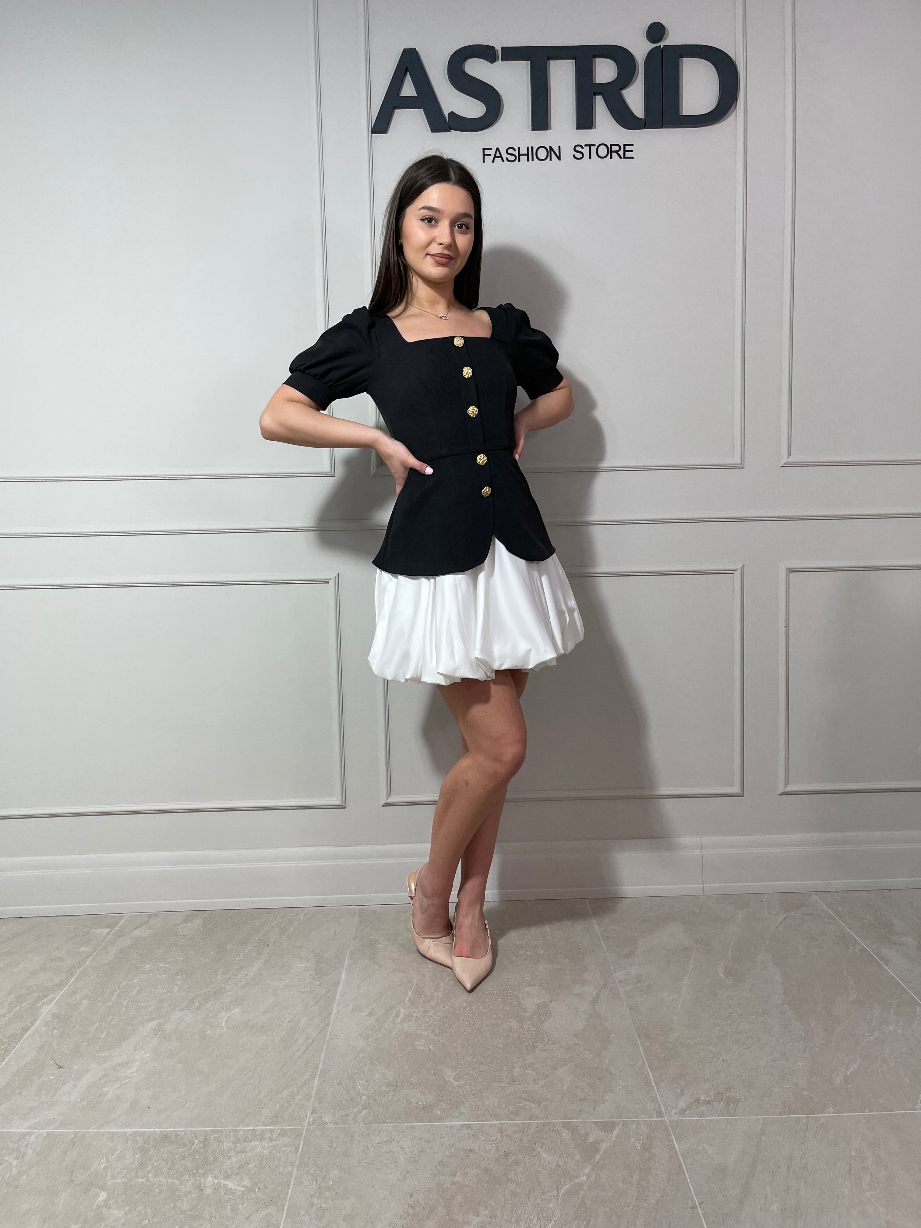 Rochie Bayan scurtă tip sacou cu nasturi aurii