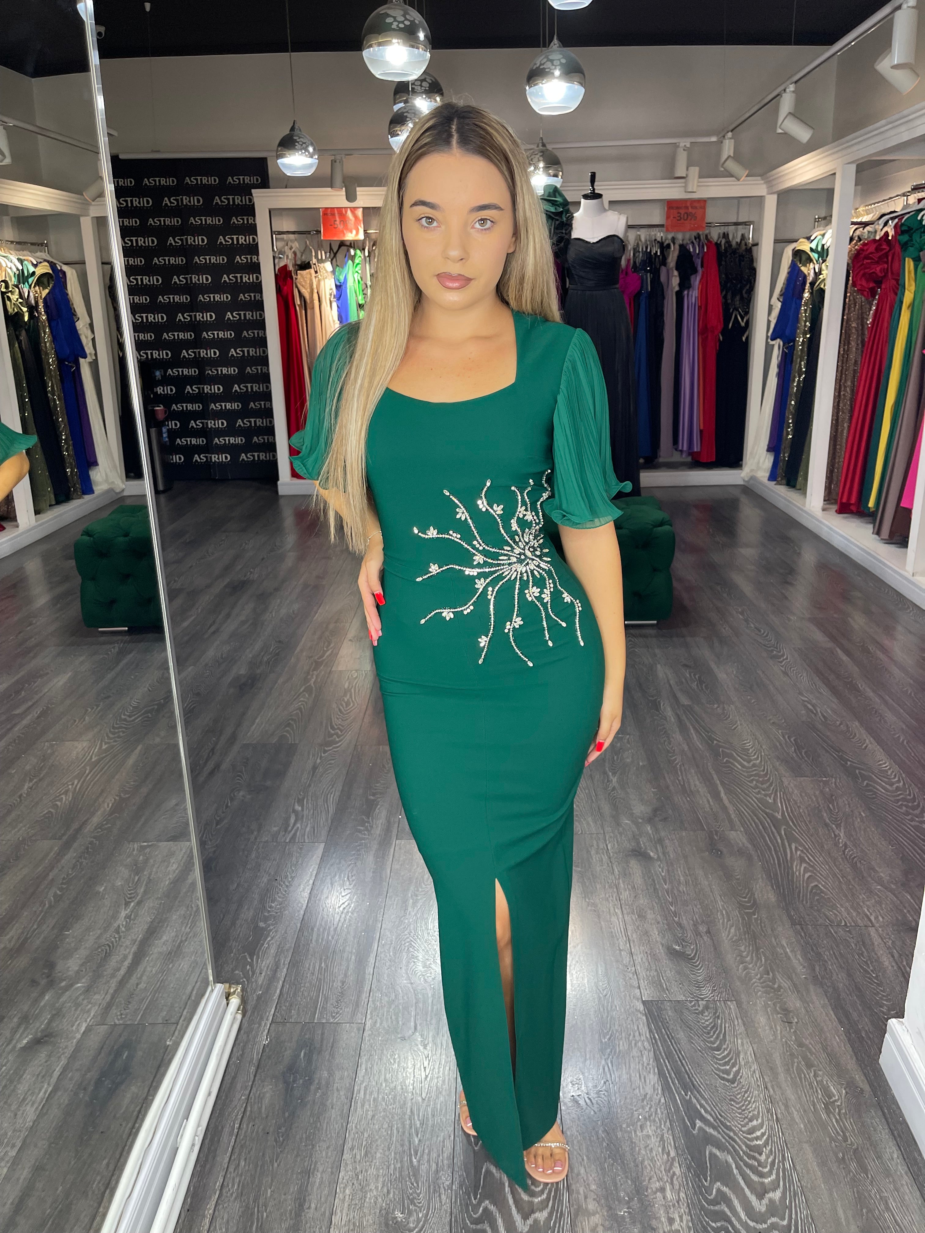 Rochie Rebeca midi pe corp mânecă din voal și aplicații pietre la talie