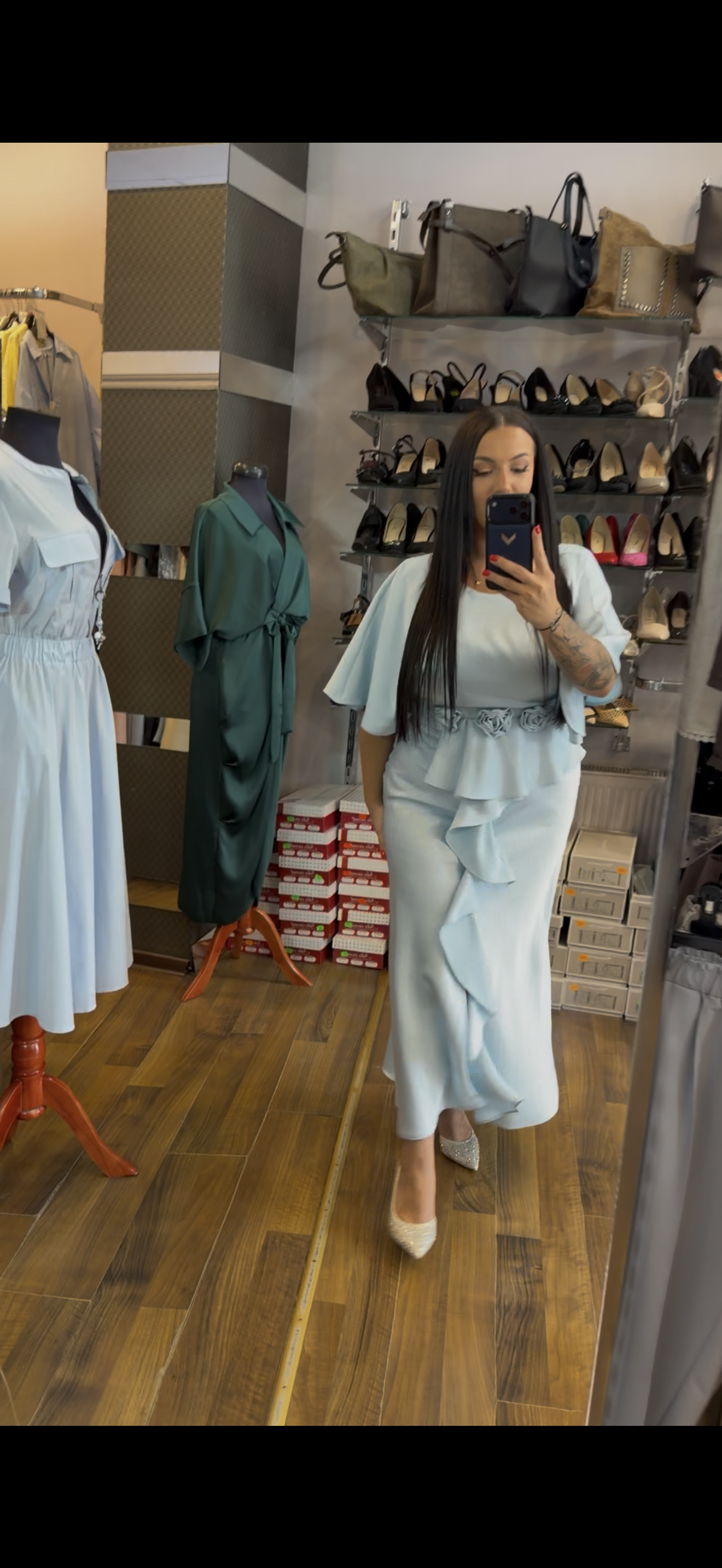 Rochie electra lunga din satin ch aplicatii trandafiri in talie