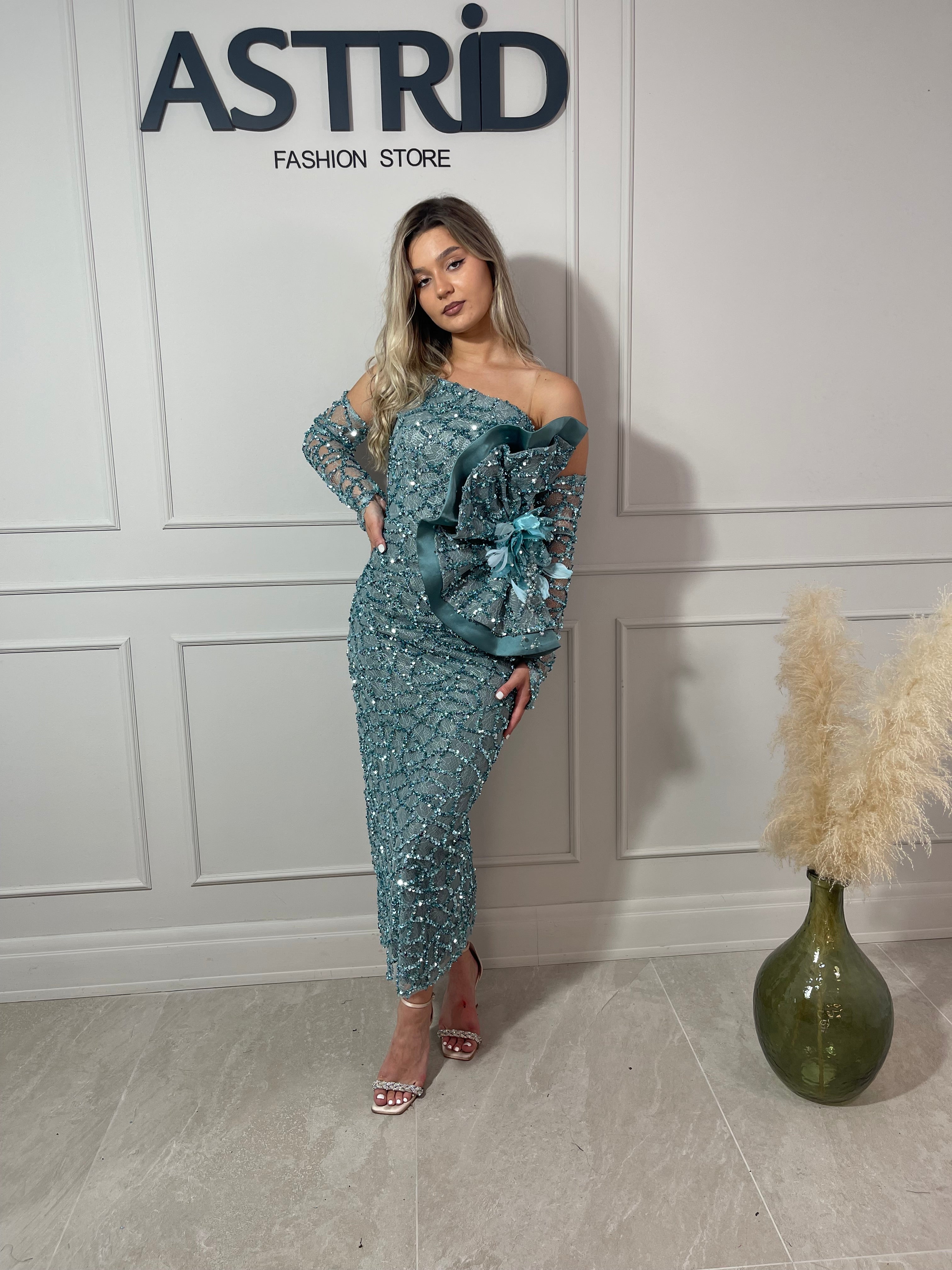 Rochie Belize midi cu mâneci detașabile și aplicații paiete și sclipici