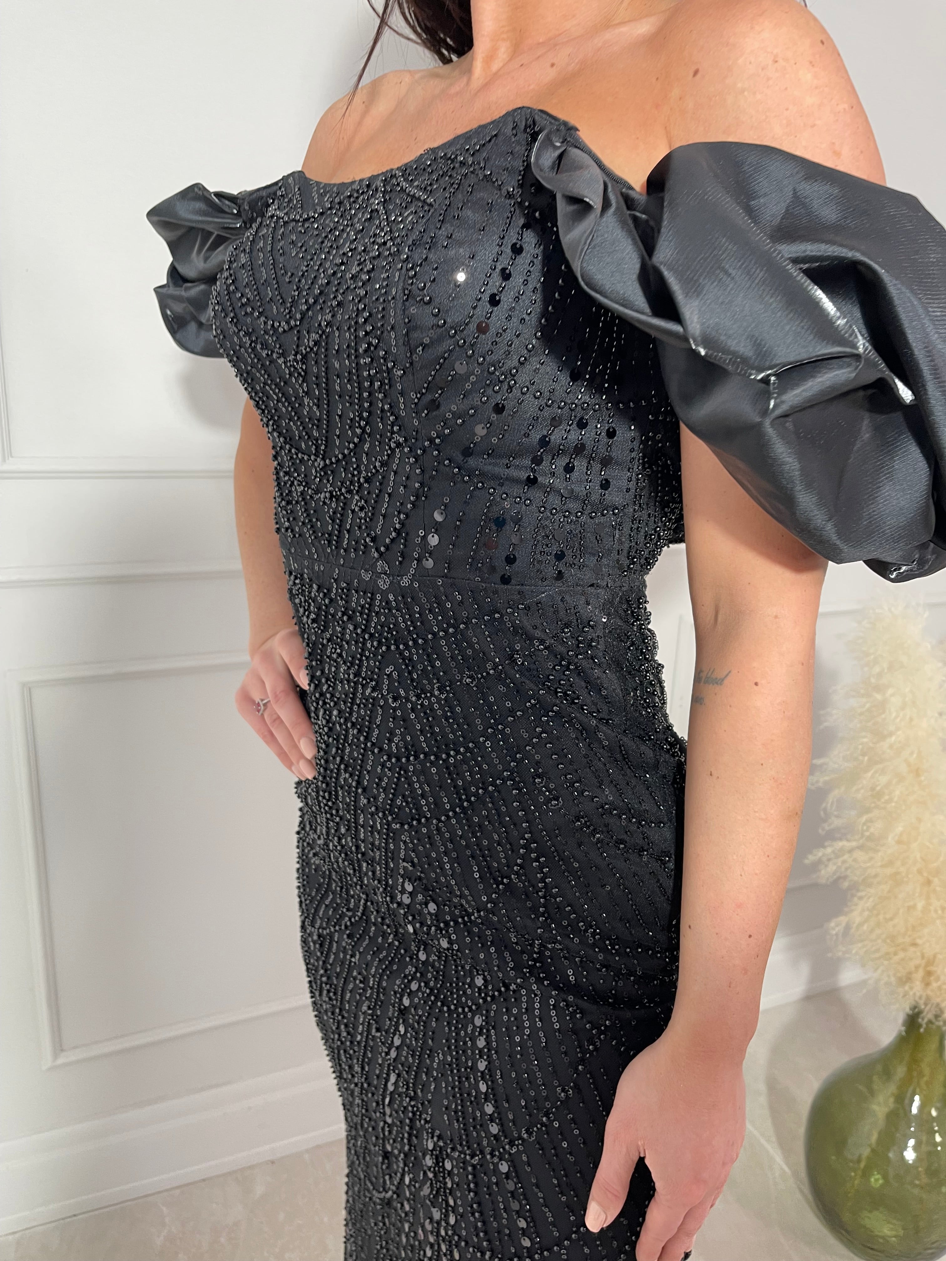 Rochie Amelie lungă din paiete cu mânecă bufantă