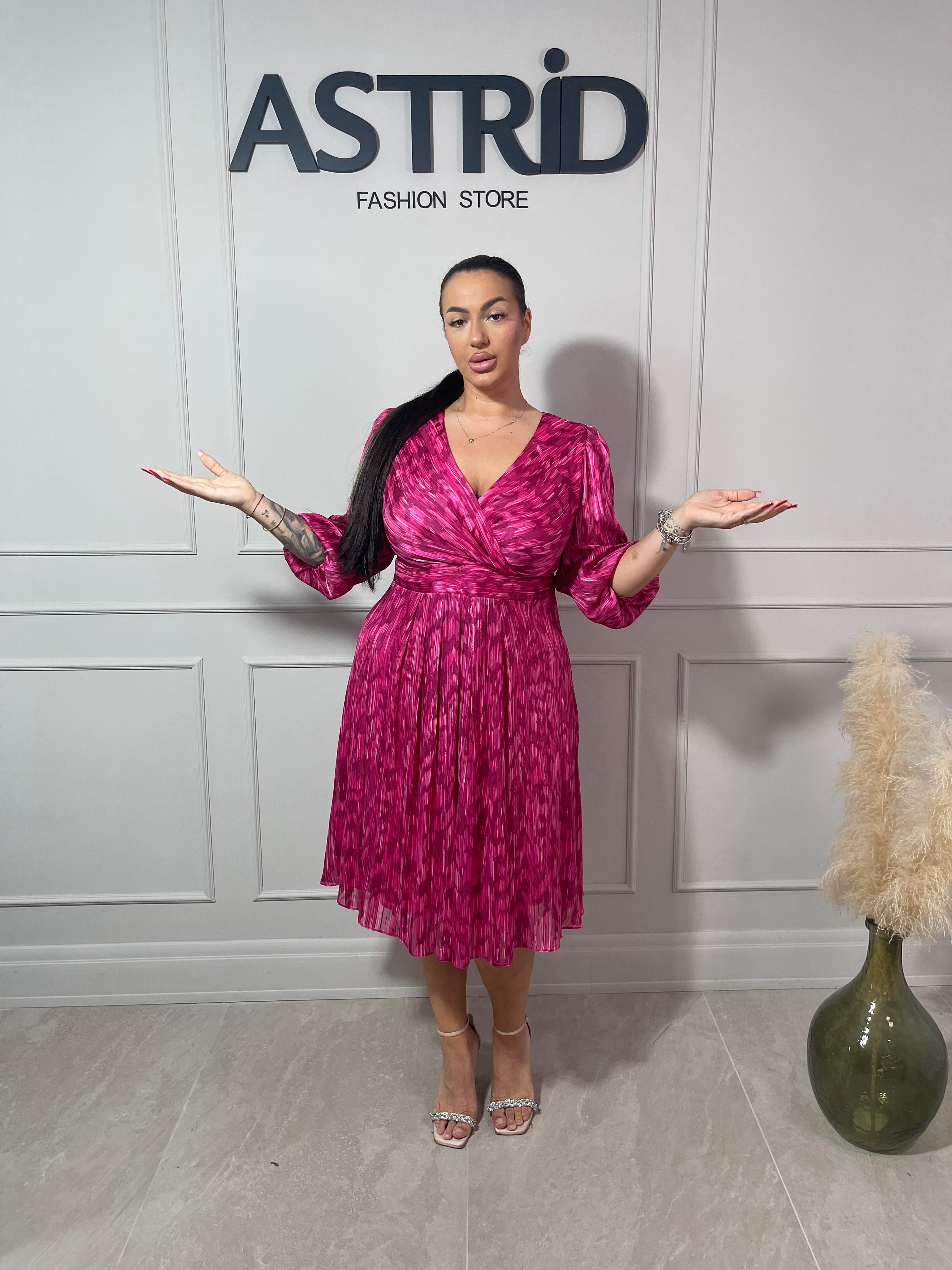 Rochie Gloria midi mânecă 3/4 inserții sclipici