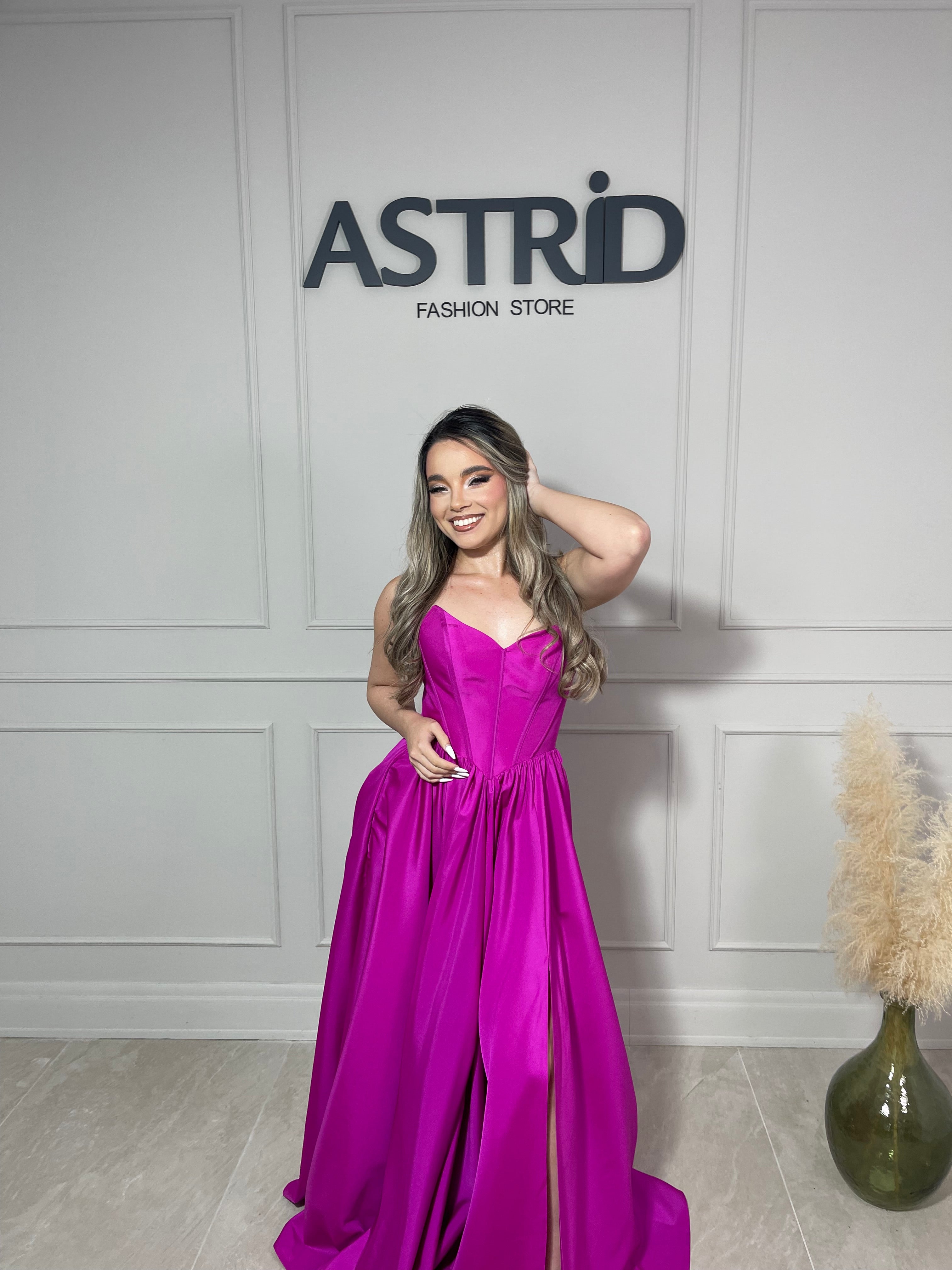 Rochie Lucy lungă din tafta tip corset și crăpătură pe picior