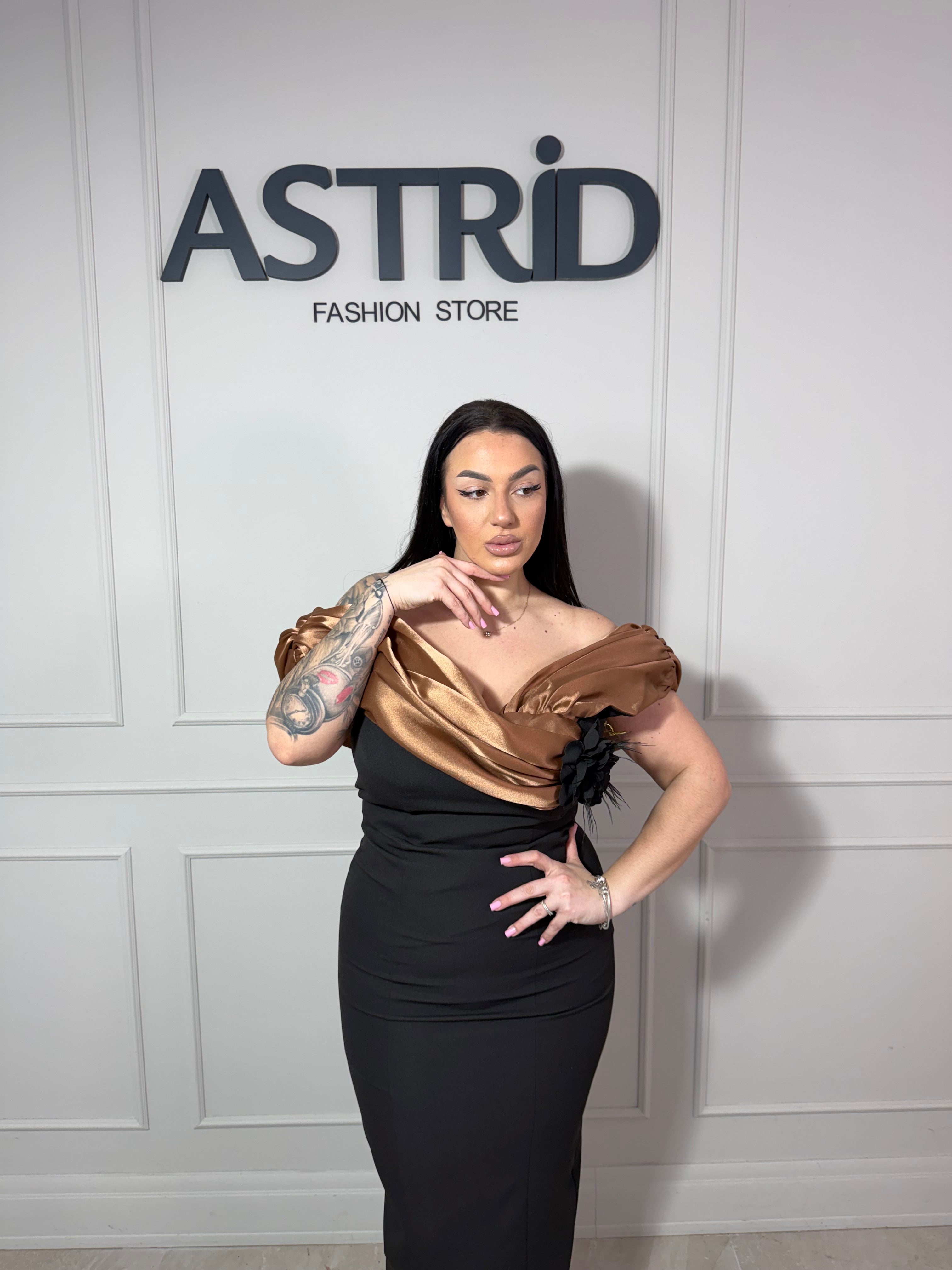 Rochie Salome lungă umeri căzuți satinați