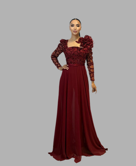 Salopetă Clara mânecă lungă voal peste pantalon și floare pe umăr