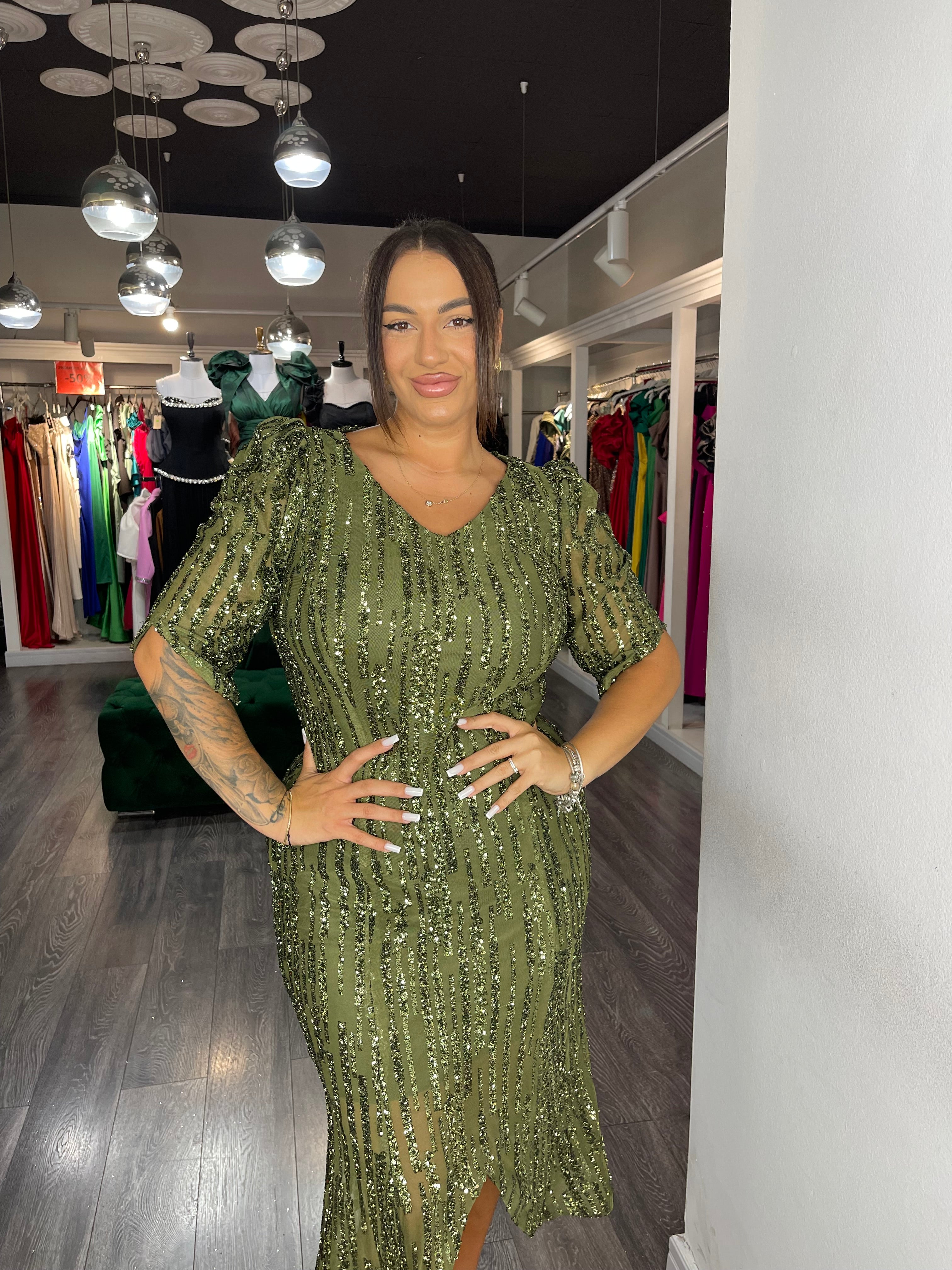 Rochie Elena midi din paiete mânecă 3/4