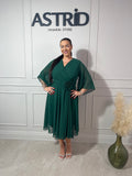Rochie Taisia midi în cloș din voal și accesoriu floare