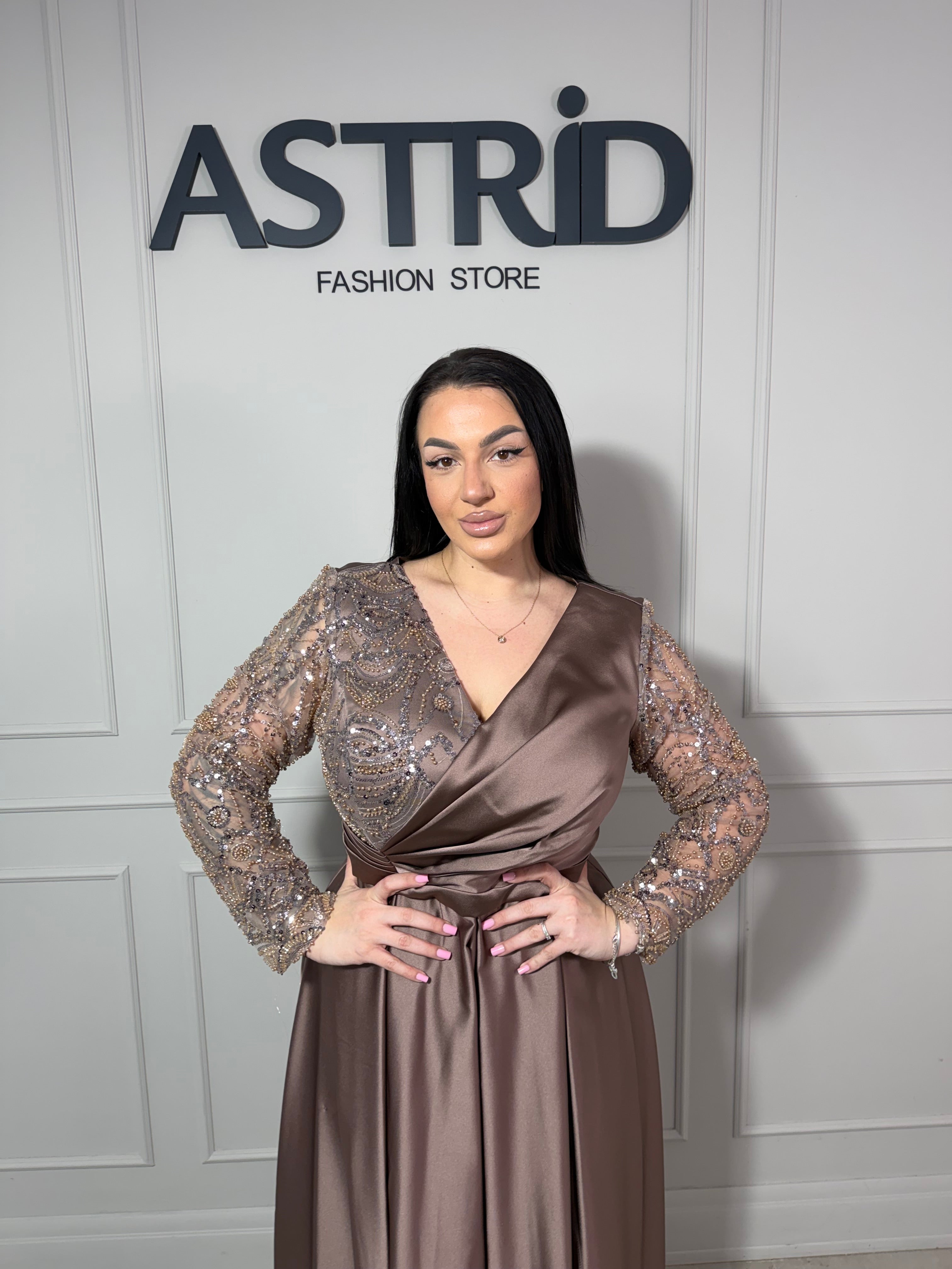 Rochie Zatara lungă din satin mânecă lungă și paiete la bust