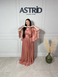 Rochie Sofia lungă mânecă clopot și accesoriu floare la talie
