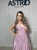 Rochie Lucy lungă din tafta tip corset și crăpătură pe picior