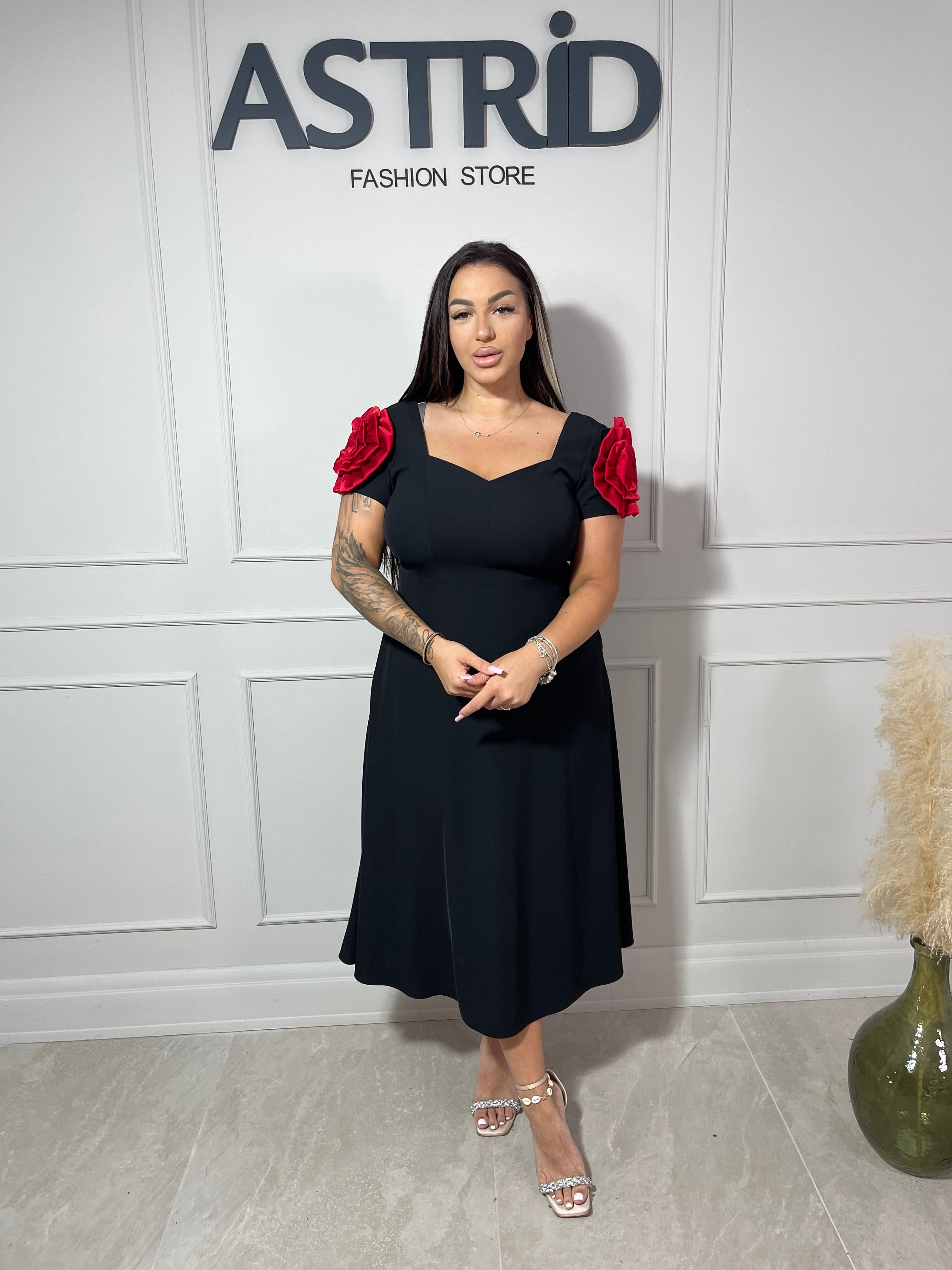 Rochie Olivia midi în cloș mânecă din flori