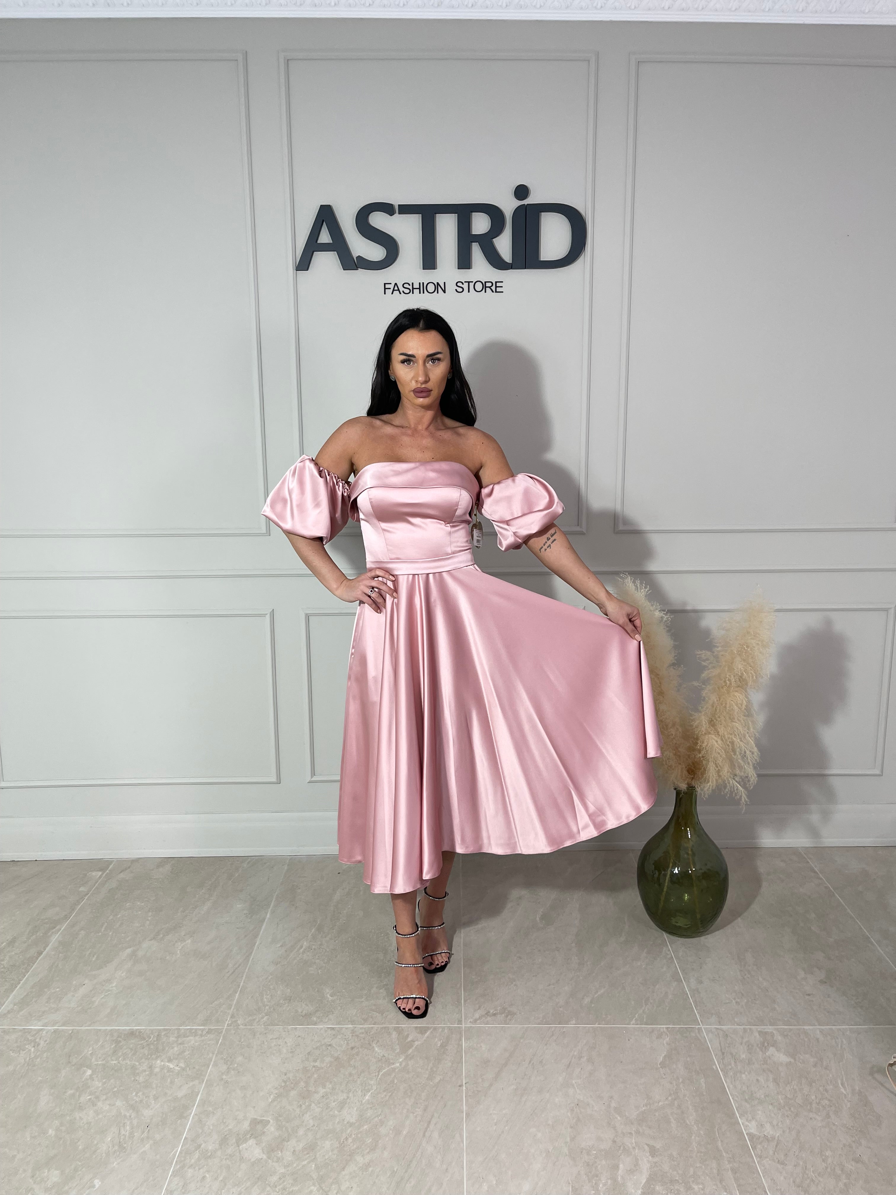 Rochie Florina midi cu corset și mânecă bufantă
