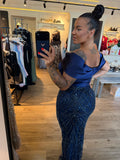 Rochie Greta lunga cu bust satinat si fusta cu aplicatii pietre si perle