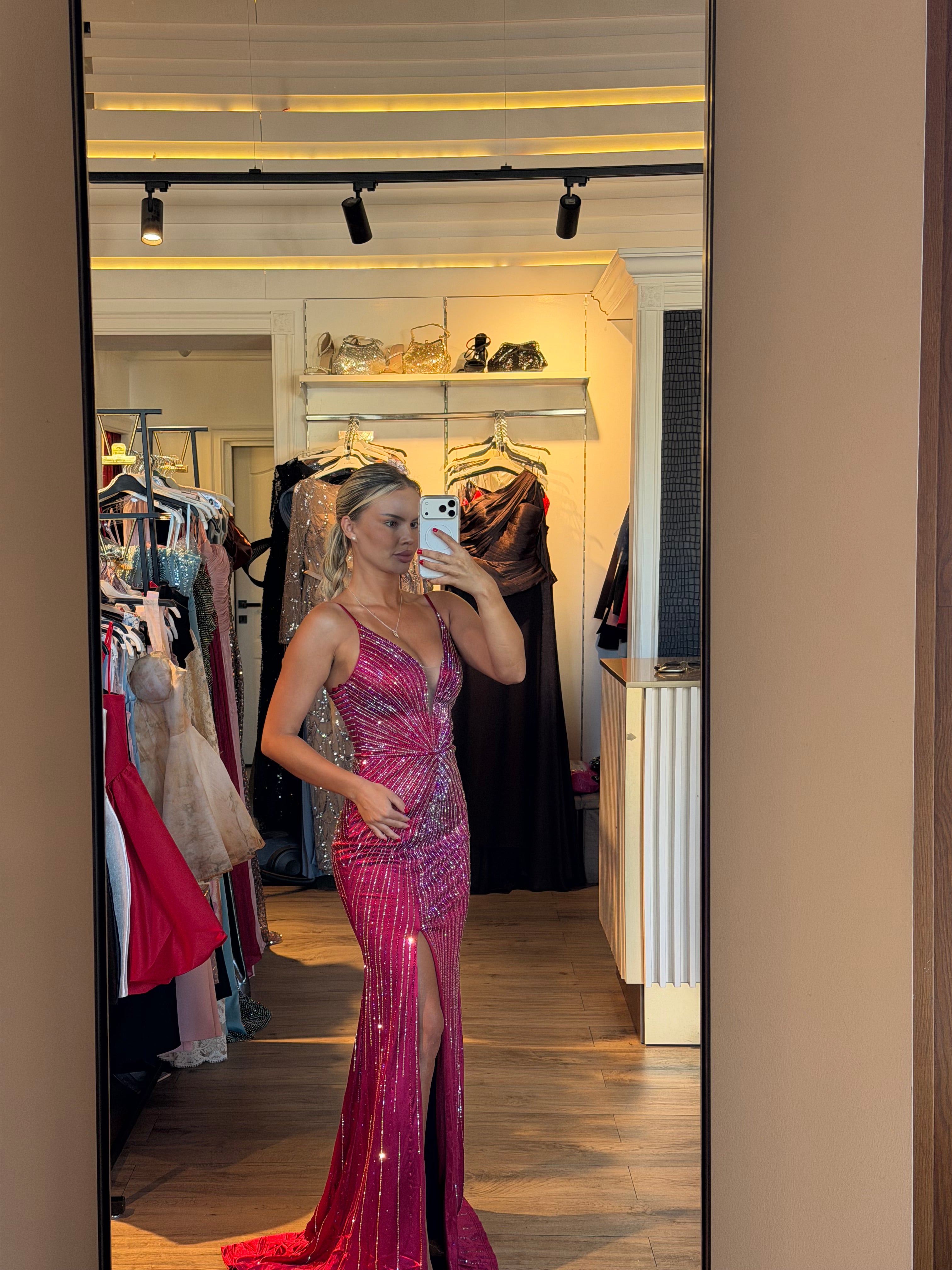 Rochie Crista lunga decorata cu pietre si corset