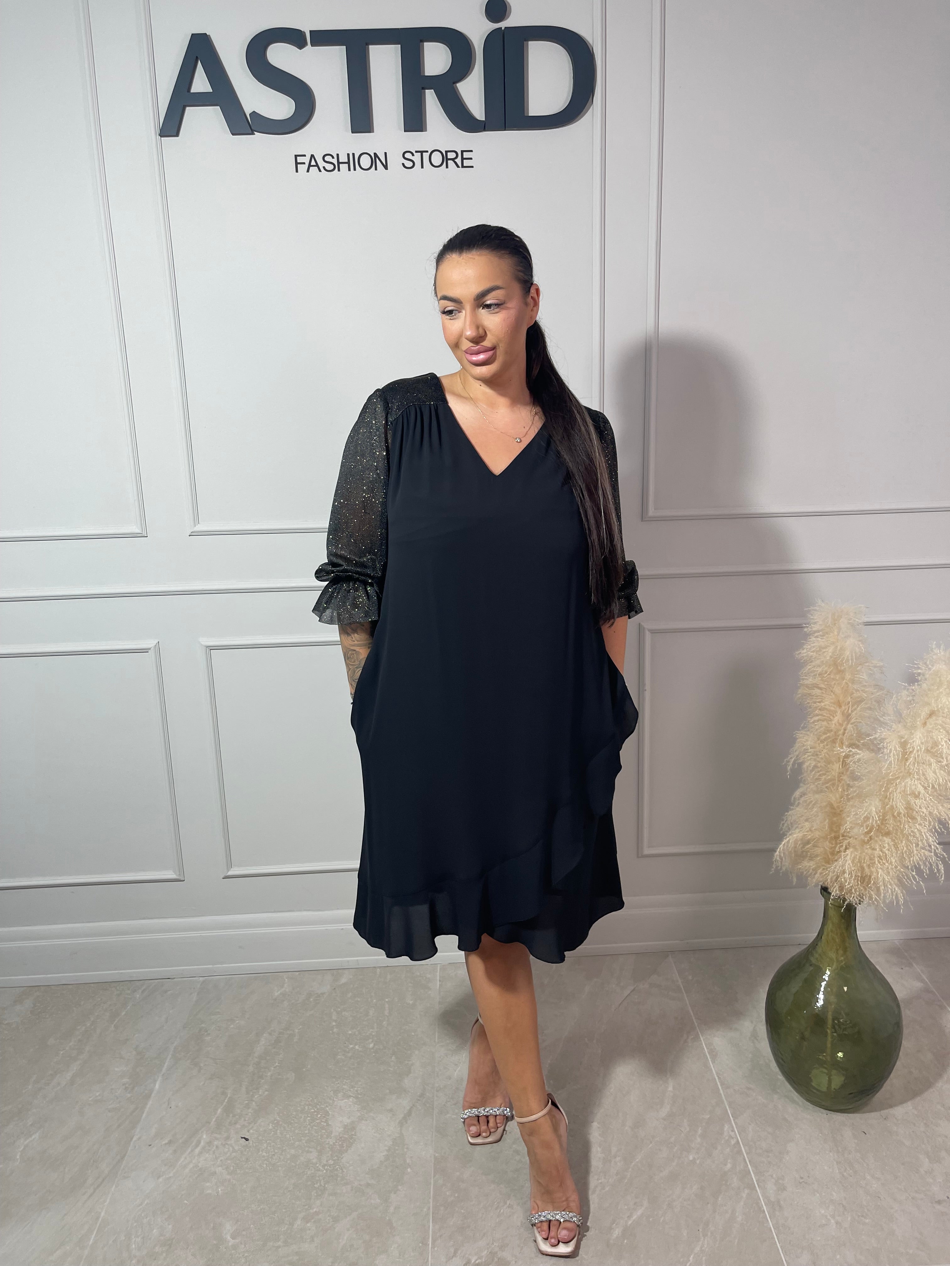 Rochie Olivia midi neagră mânecă 3/4 cu inserții sclipici
