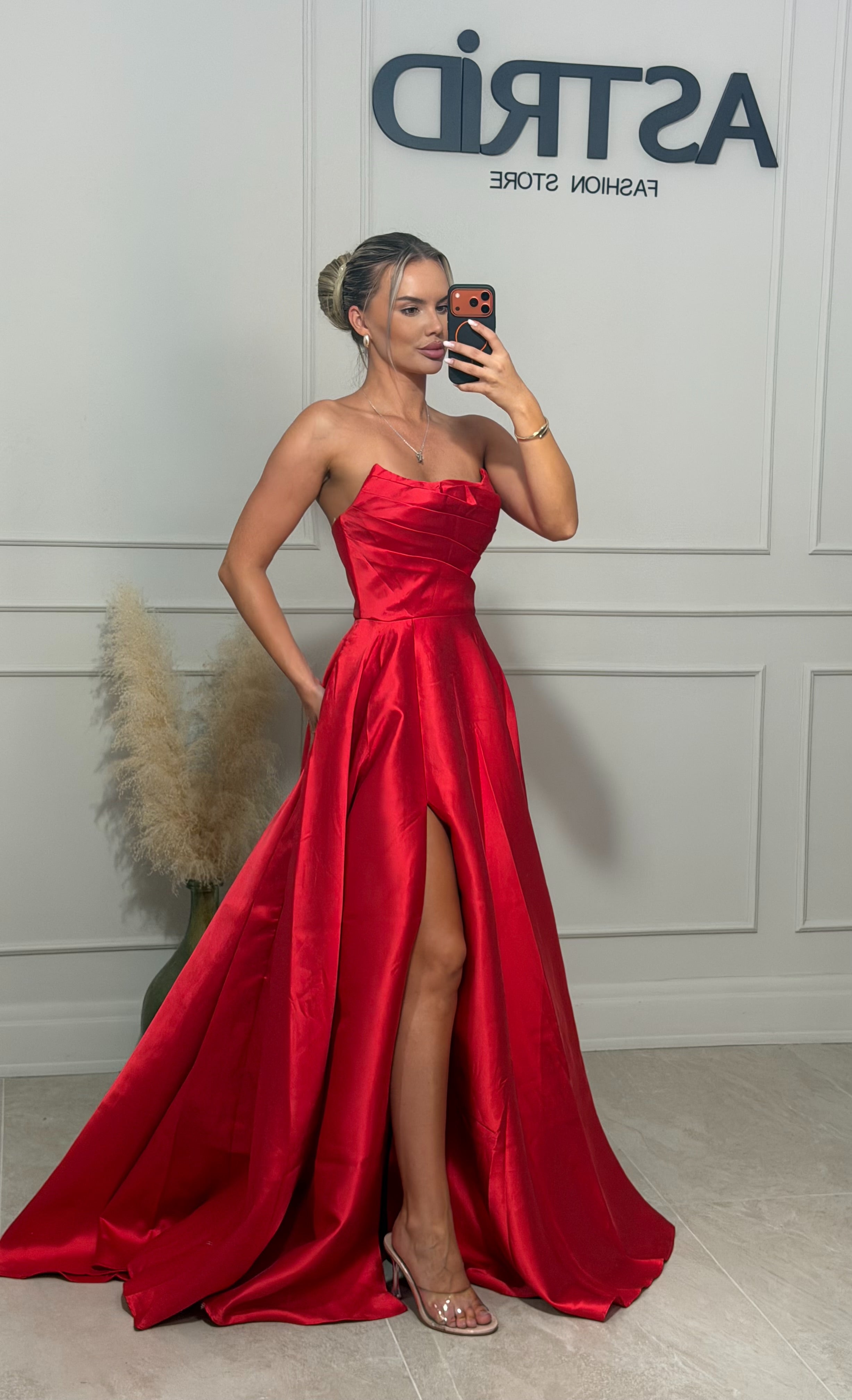Tochie Redys lunga din tafta cu corset reglabil