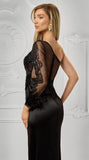 Rochie Even lunga, neagra, fusta din tafta, o maneca lunga, bust cu insertii de dantela