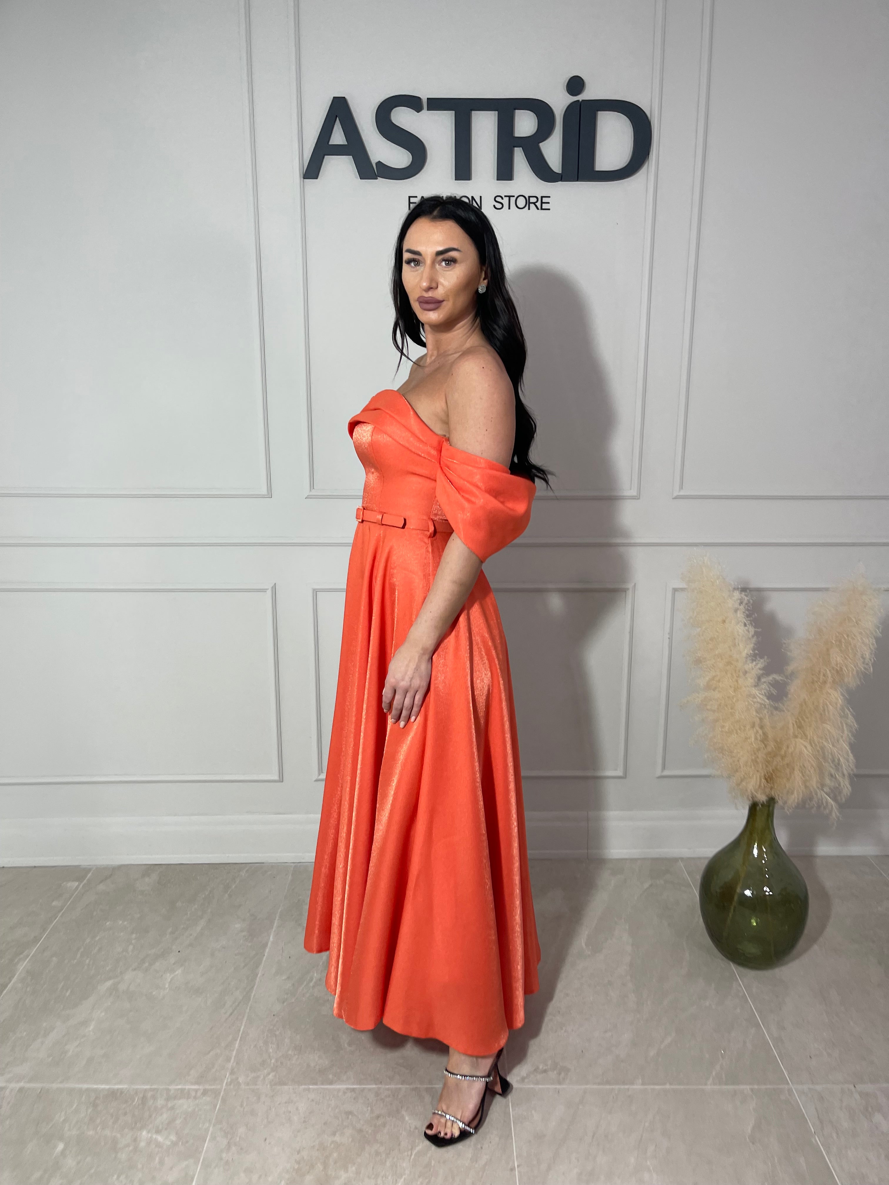 Rochie Monique midi din tafta cu decolteu tip bărcuță