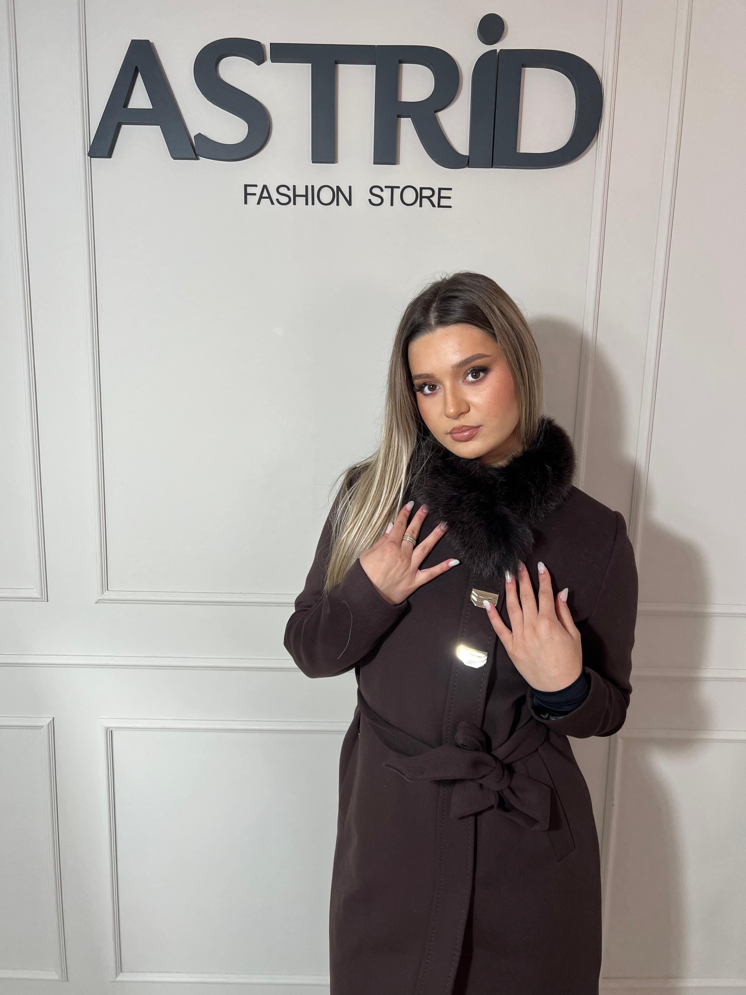 Palton Mira din cașmir cu blană naturală și cordon în talie