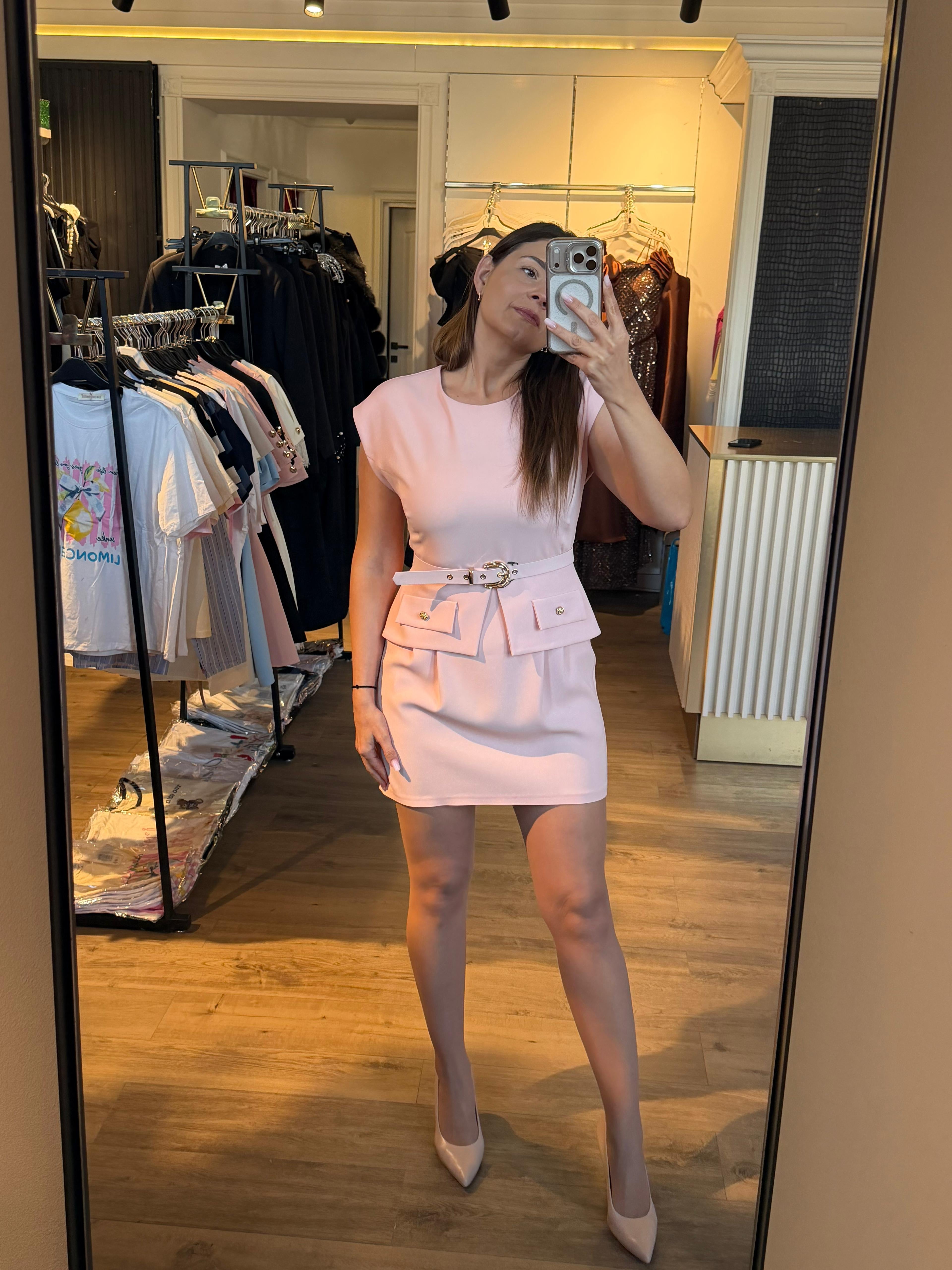 Rochie Alice scurtă cu volan în talie și curea