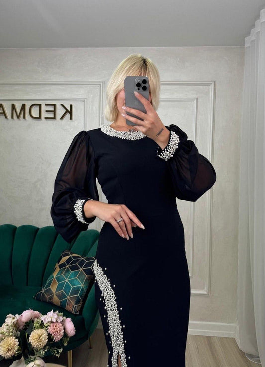 Rochie Nancy midi cu aplicatii perle albe si maneci lungi din voal