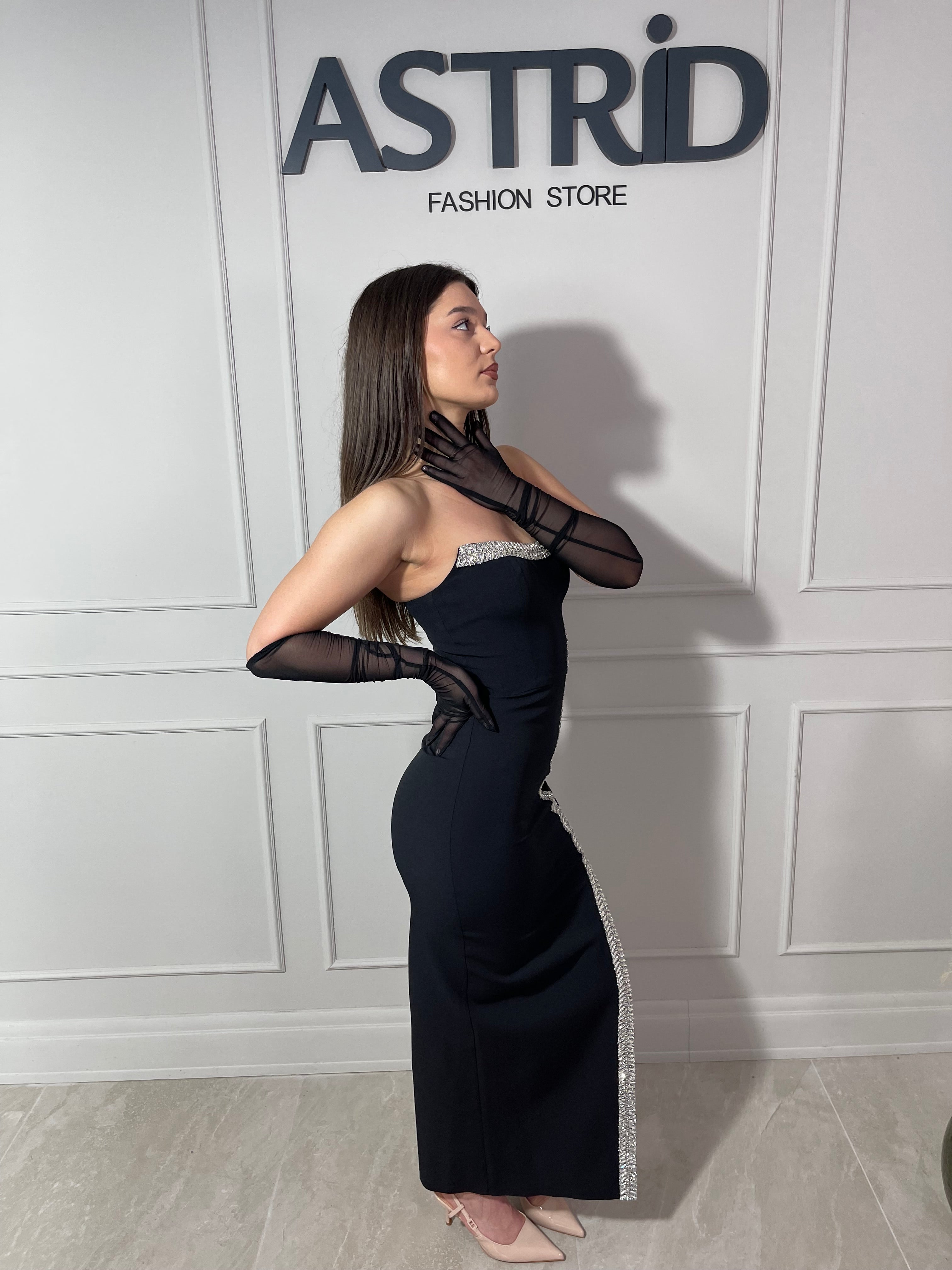 Rochie Helen midi cu aplicații pietre crăpătură pe picior și accesoriu mănuși