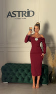Rochie Dalma midi cu maneci tip barcuta si brosa la bust