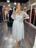Rochie Carie midi în cloș mânecă 3/4 floare în talie