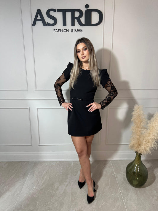 Rochie Olga scurtă cu mâneci din dantelă
