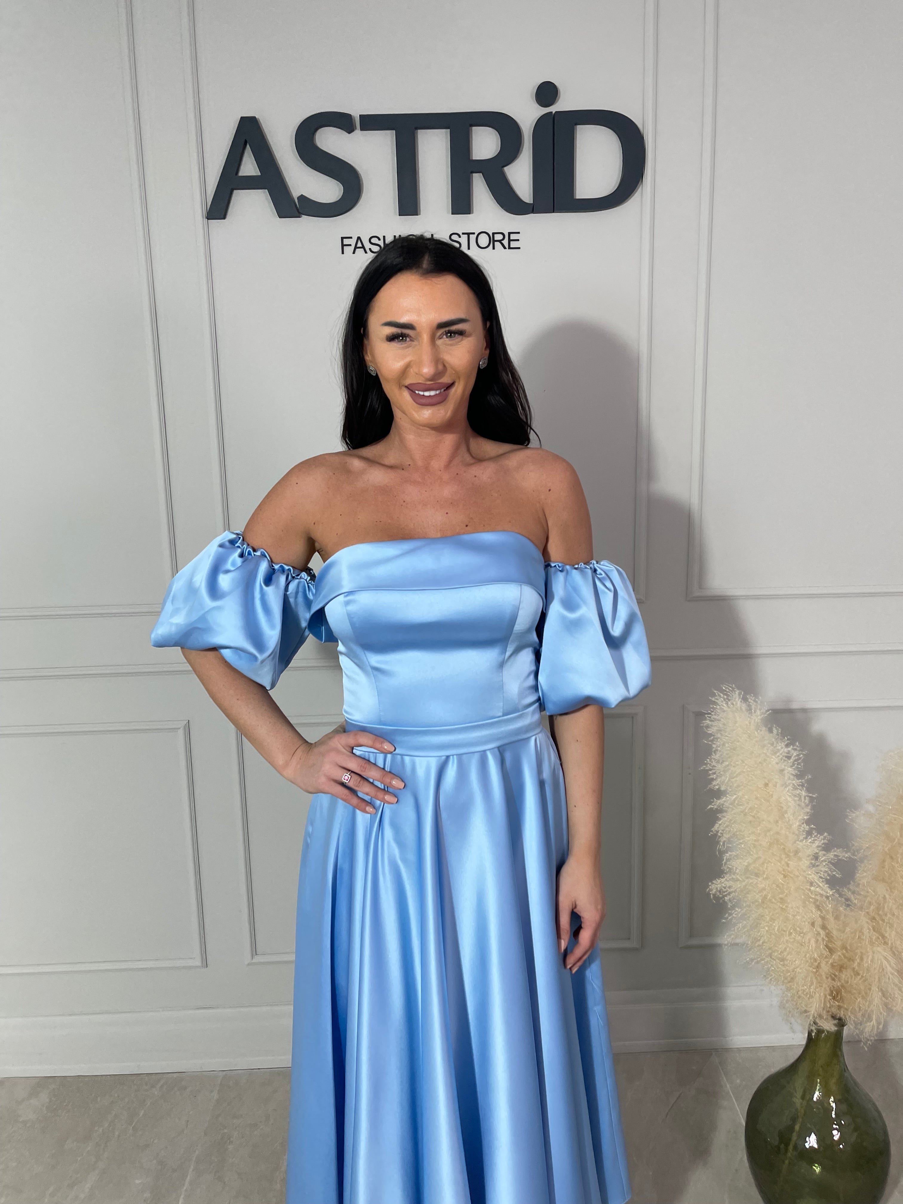 Rochie Florina midi cu corset și mânecă bufantă