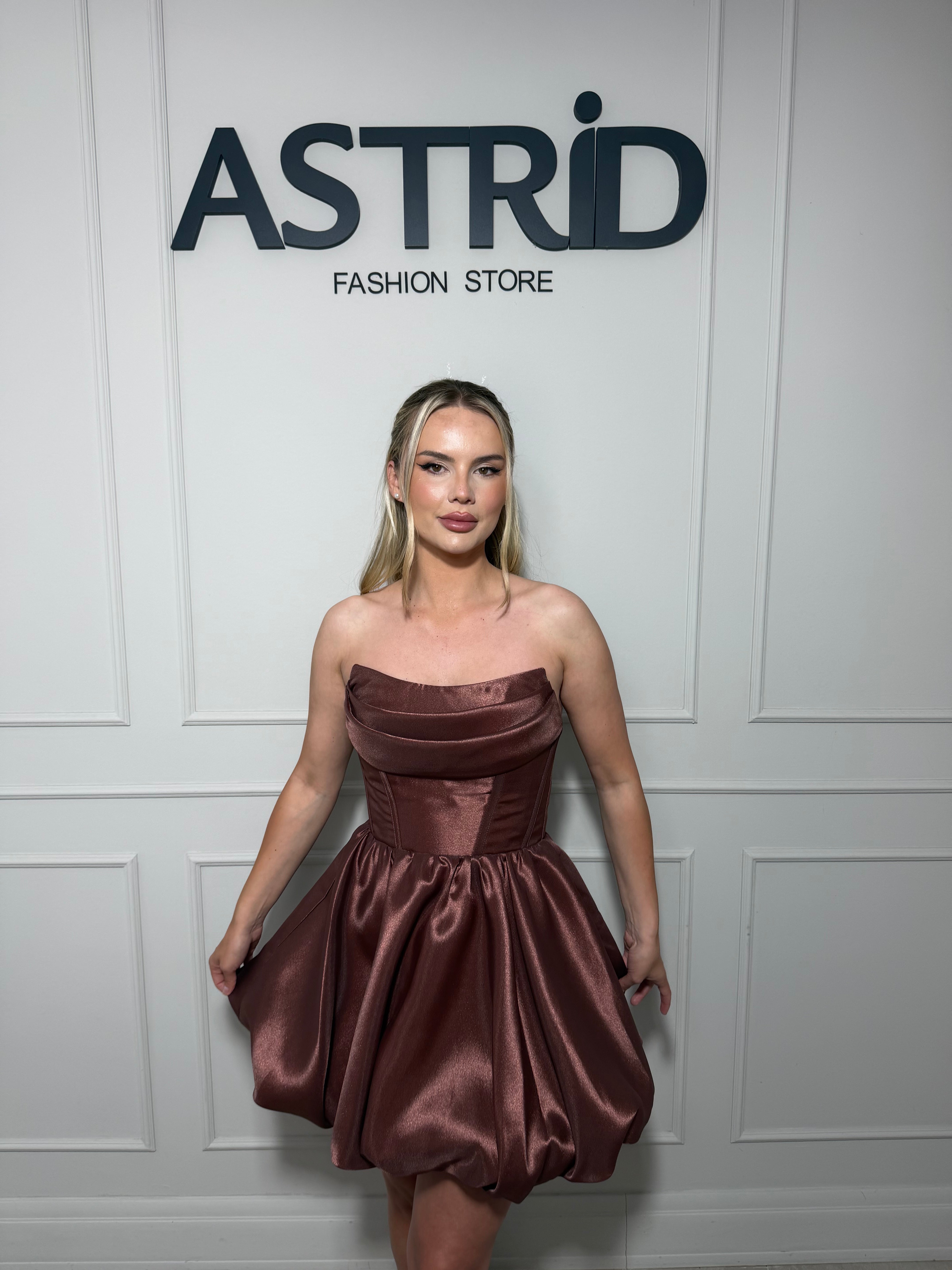 Rochie Adriena scurtă cu croi bufant si corset