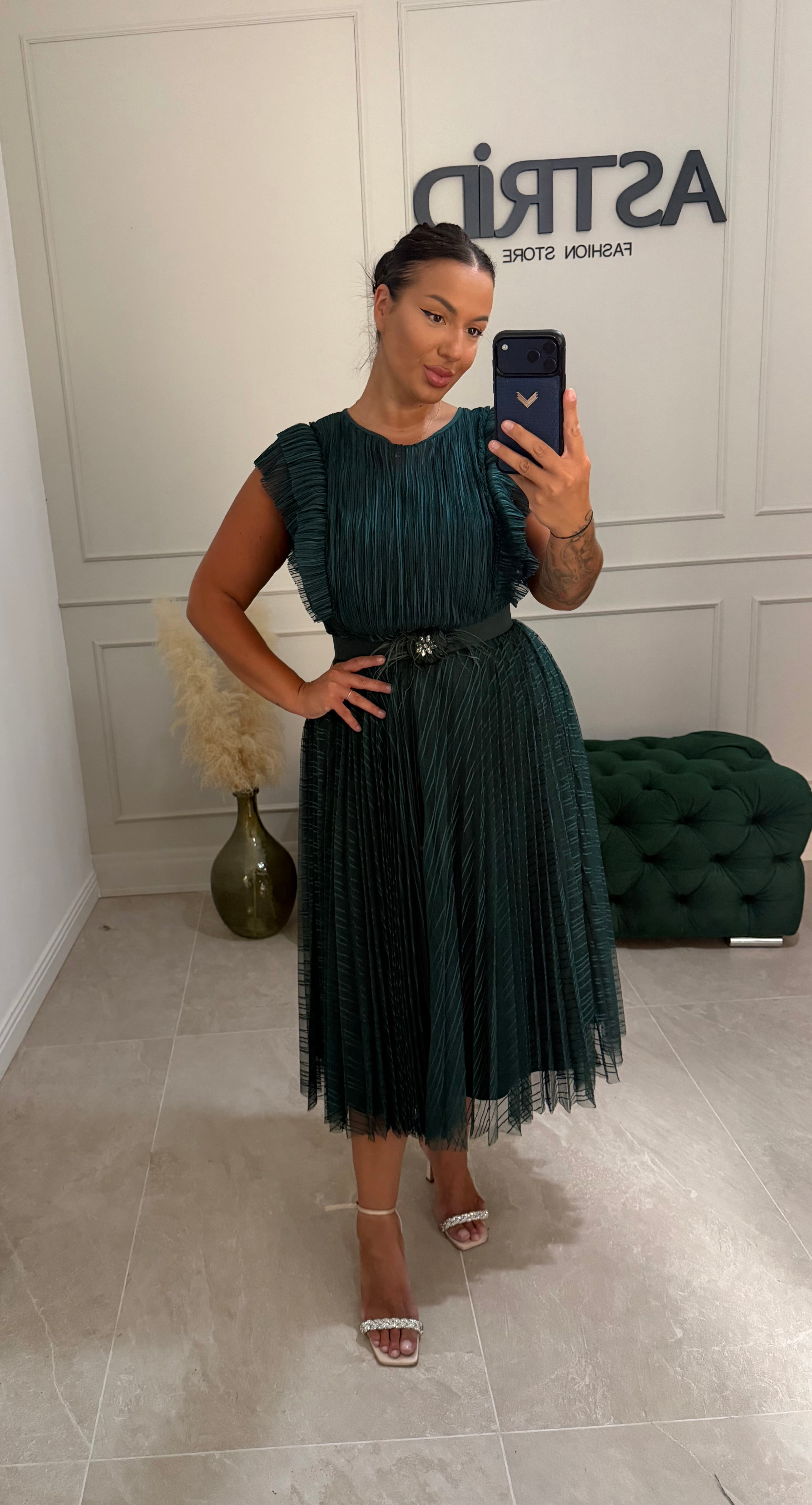 Rochie Moore midi plisata