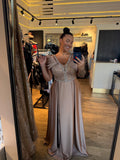 Rochie Glace lunga din tafta satinata cu bust decorat si pietre si paiete