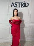 Rochie Evelinn lungă cu falduri în talie și mânecă lungă