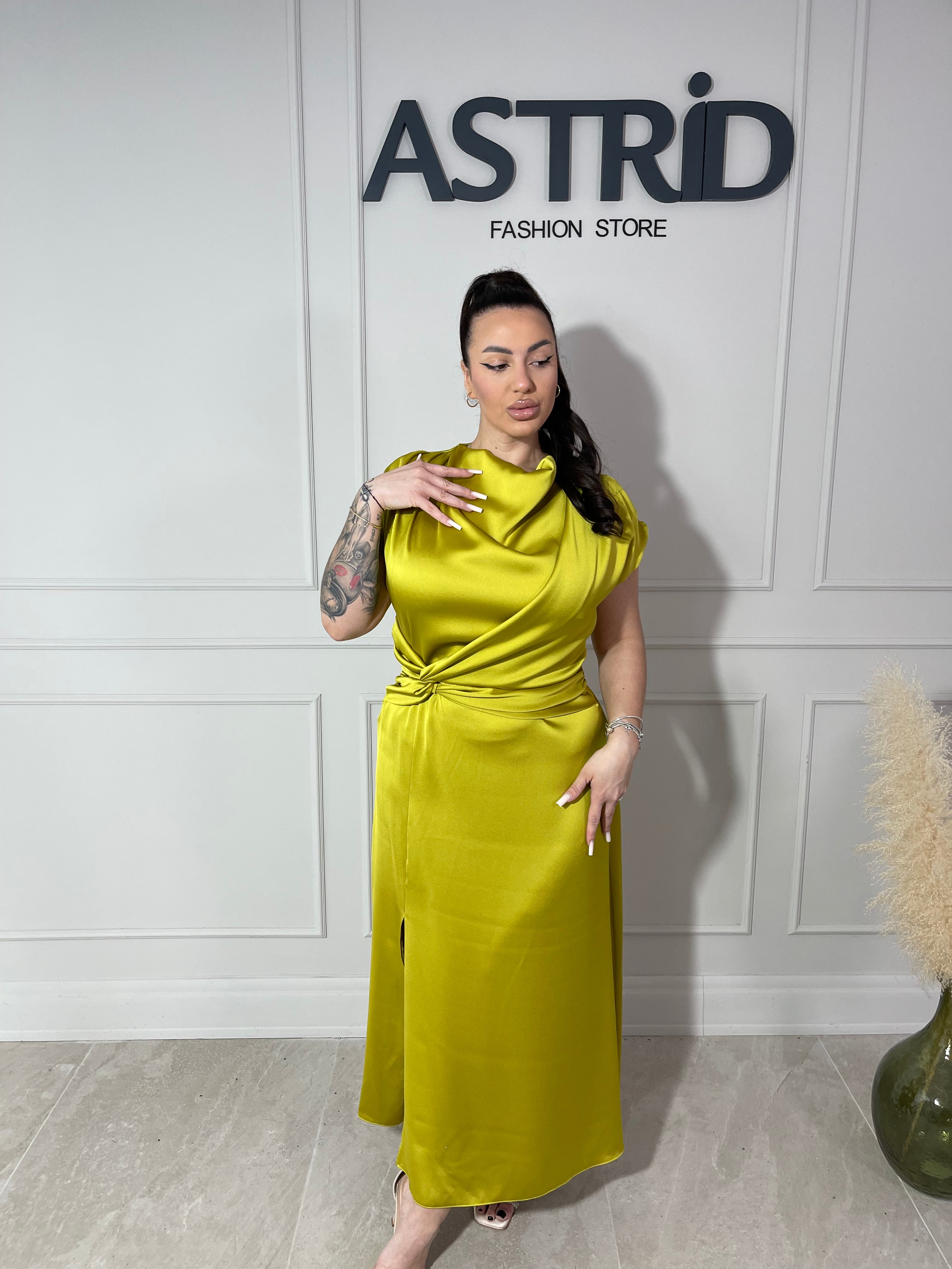 Rochie Zaira midi din satin cu nod în talie