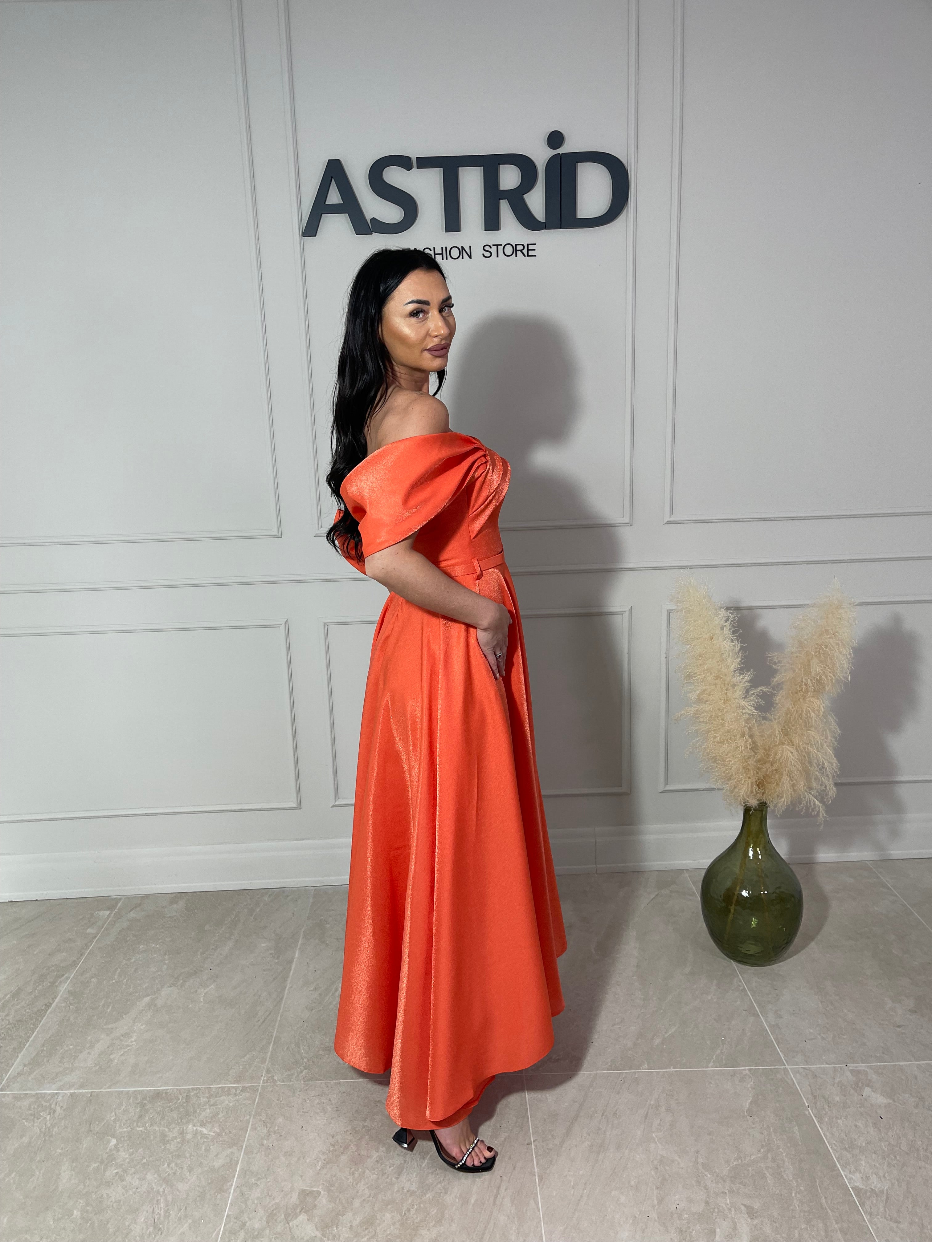 Rochie Monique midi din tafta cu decolteu tip bărcuță