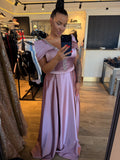 Rochie Malaga lunga din tafta satinata cu umeri tip barcuta