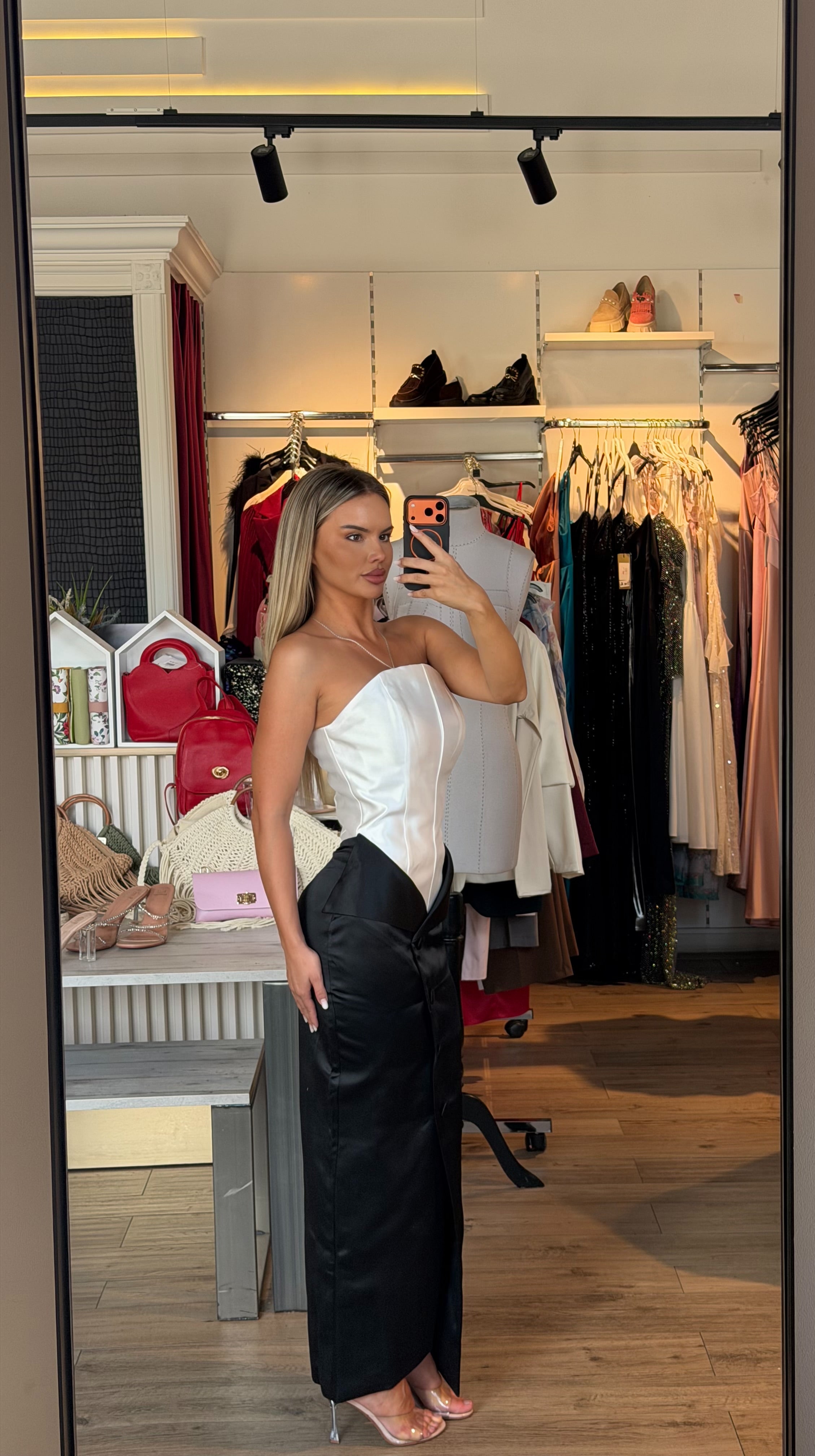 Rochie Dion midi cu nasturi decorativi