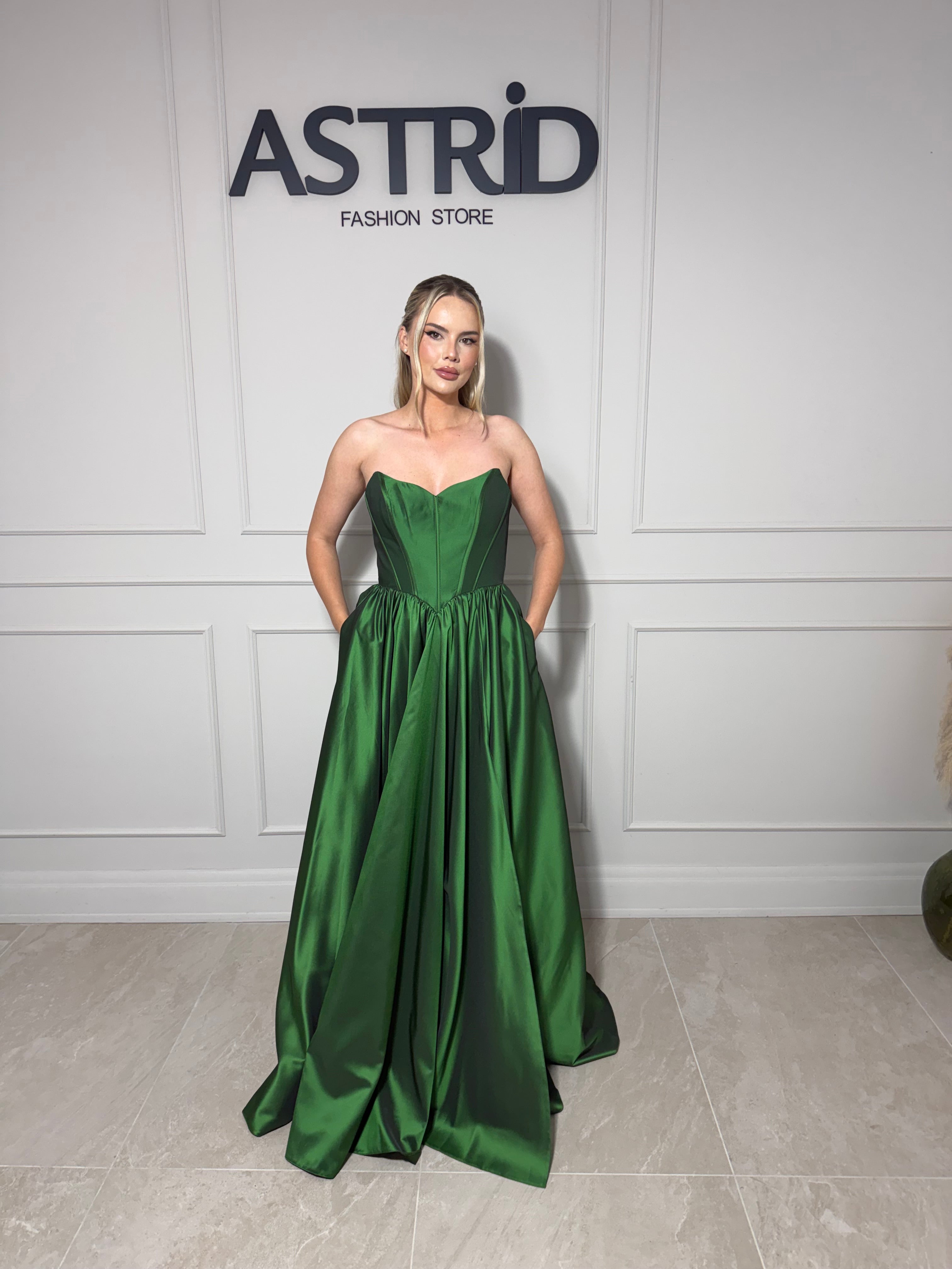 Rochie Marisa lunga ampla din tafta cu crapatura pe picior