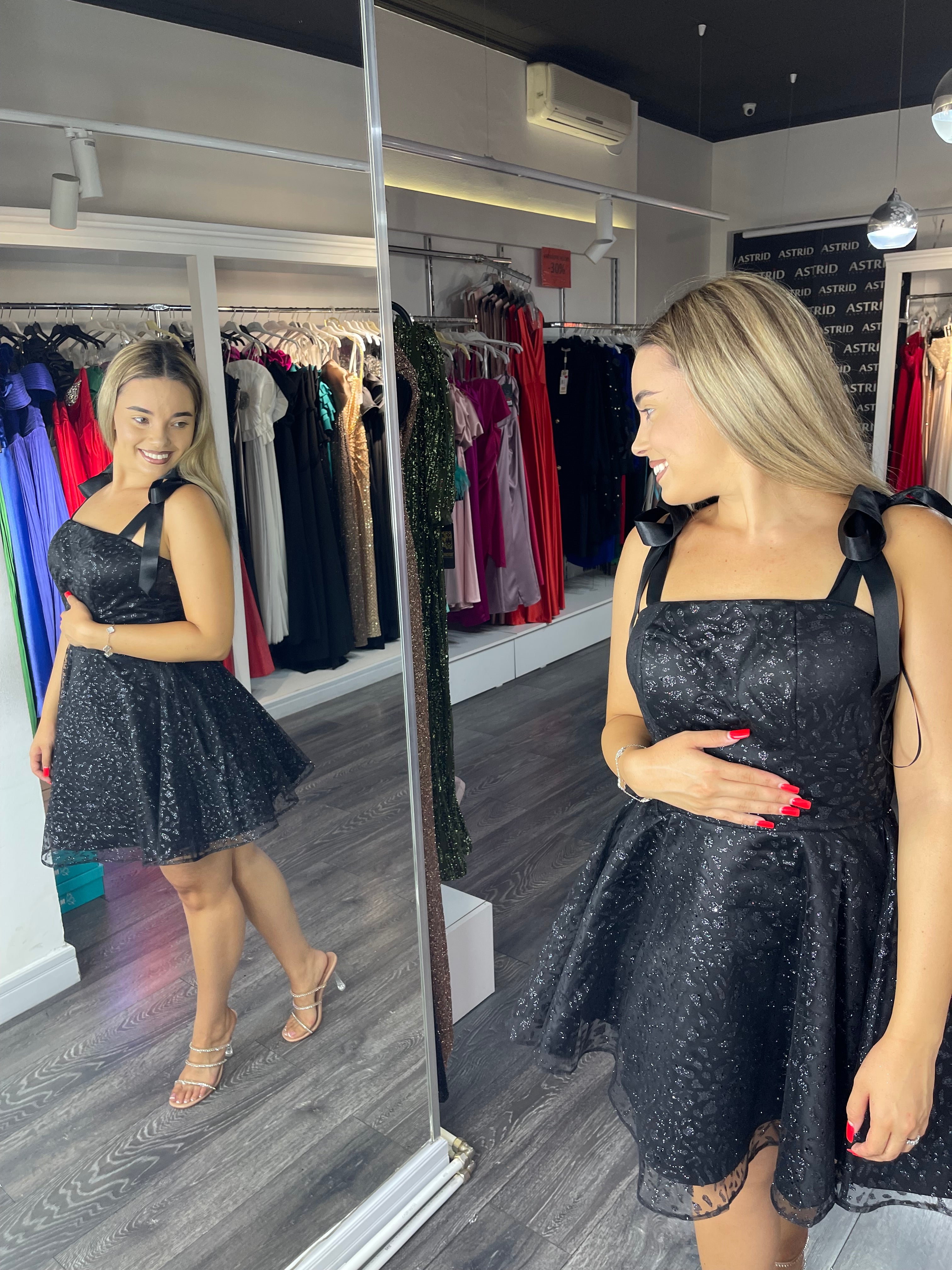 Rochie Amina  neagra baby doll din dantela, bretele late