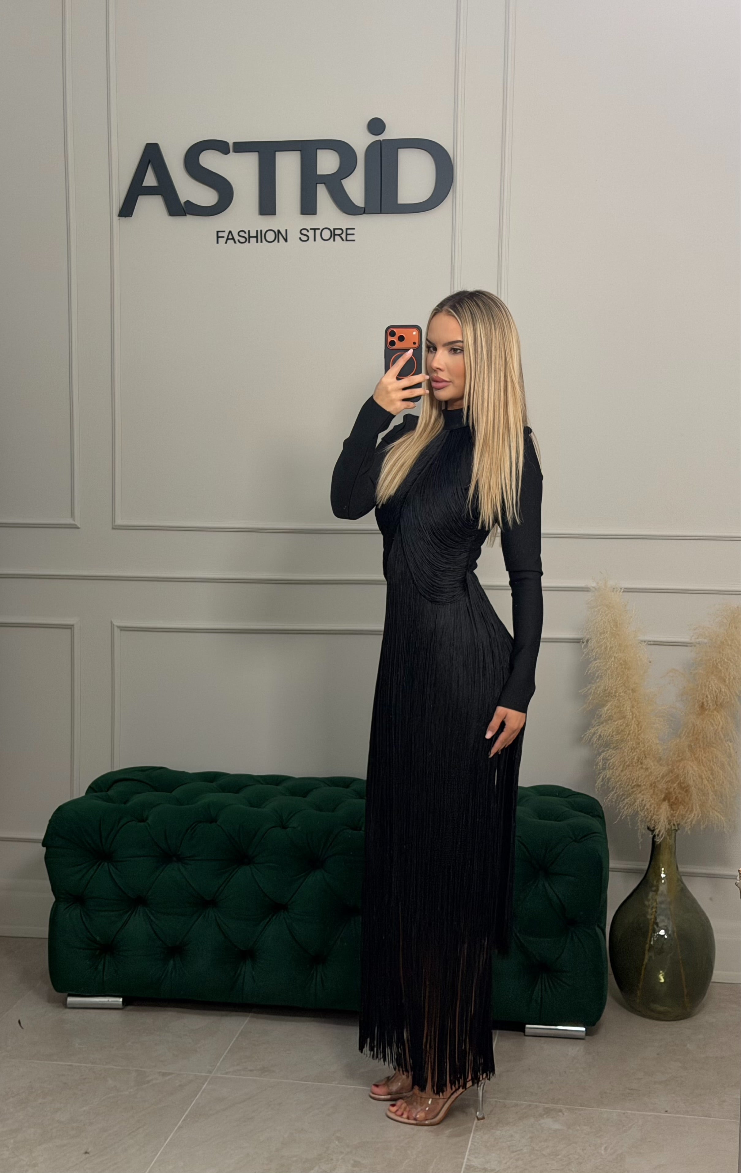 Rochie Edwina midi din bandaj cu maneca lunga si franjuri