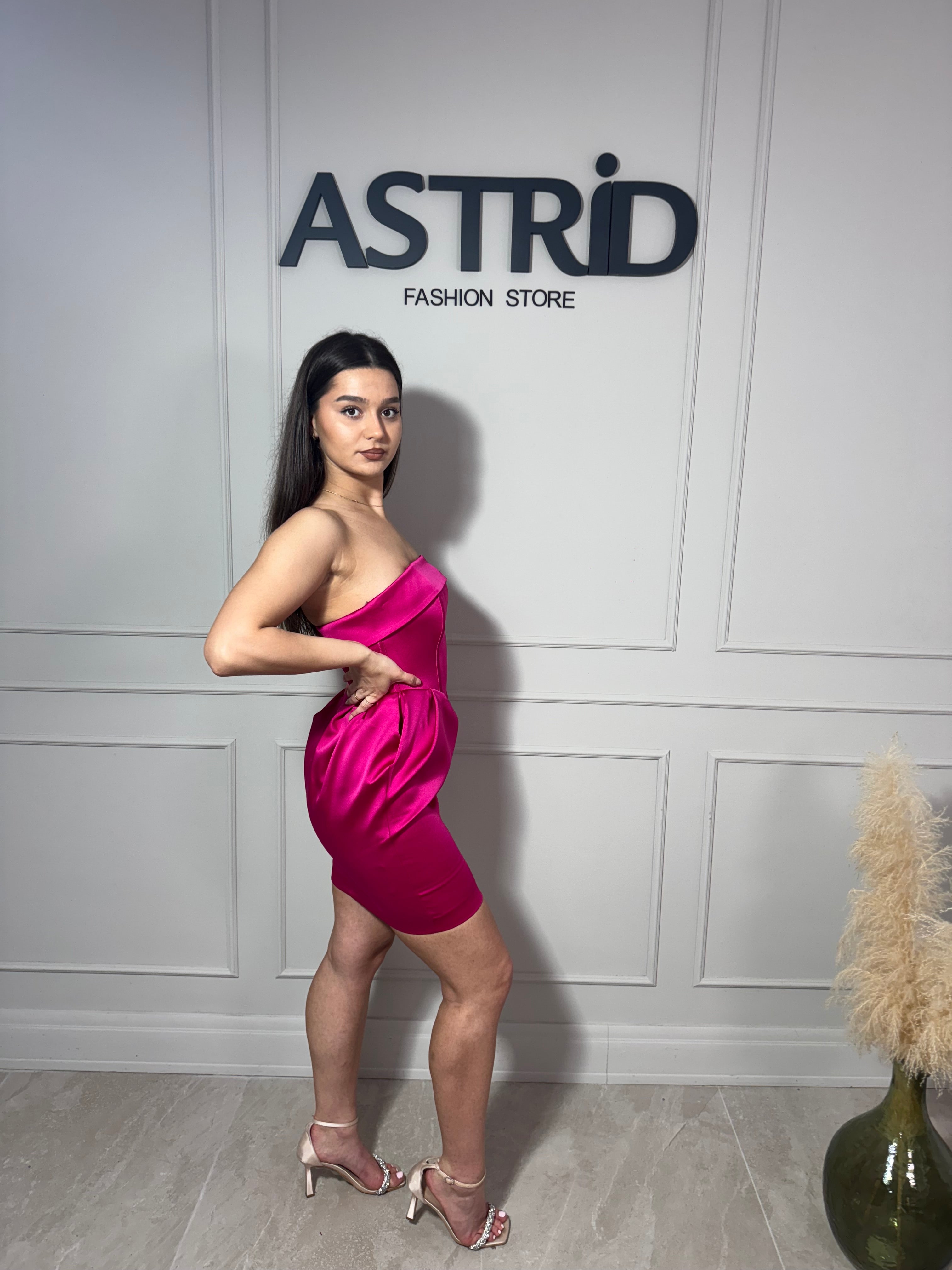 Rochie Jessie scurtă bust dublu și buzunare